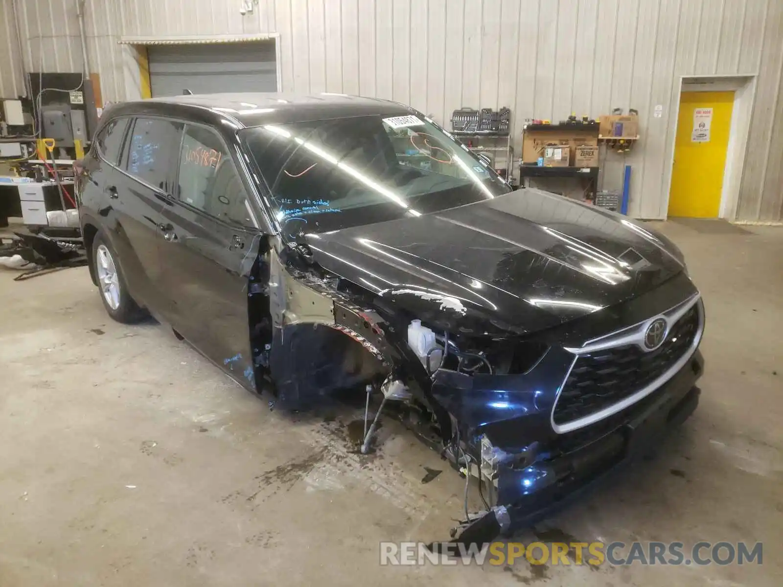 1 Photograph of a damaged car 5TDBZRBHXLS016343 TOYOTA HIGHLANDER 2020