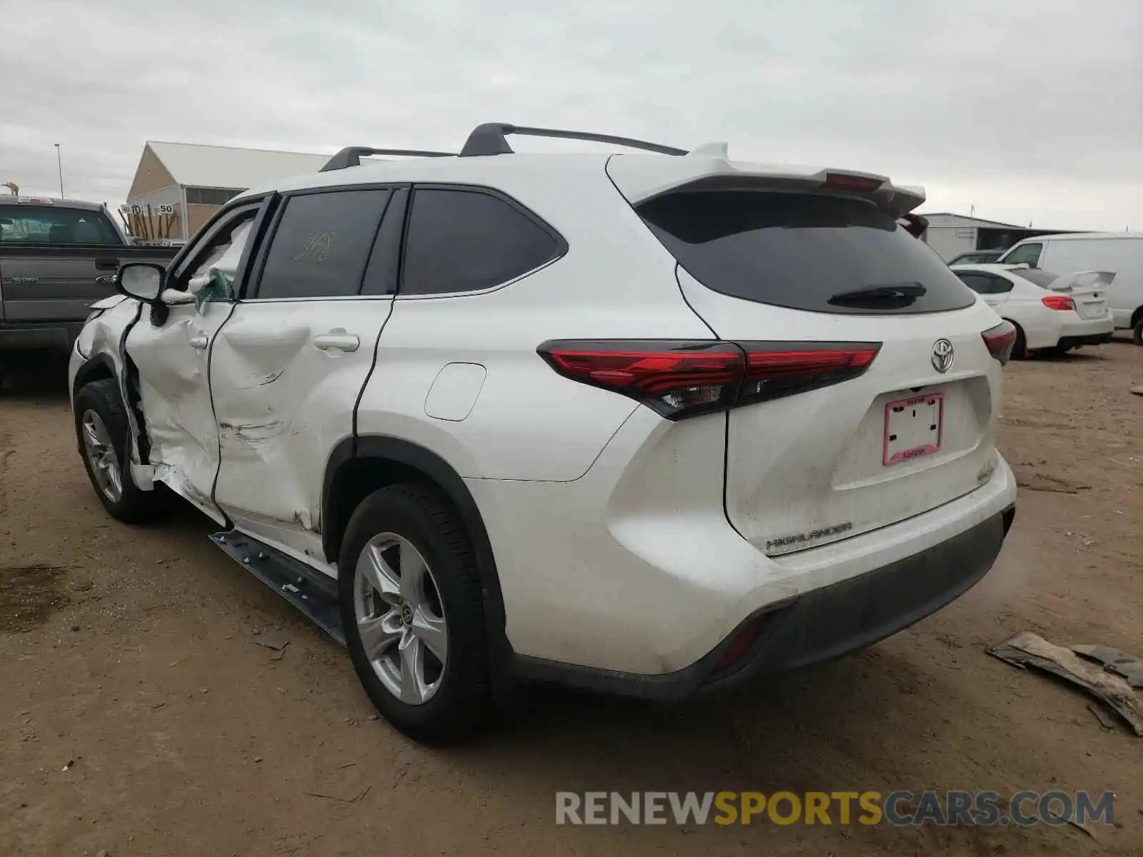 3 Photograph of a damaged car 5TDBZRBHXLS048063 TOYOTA HIGHLANDER 2020