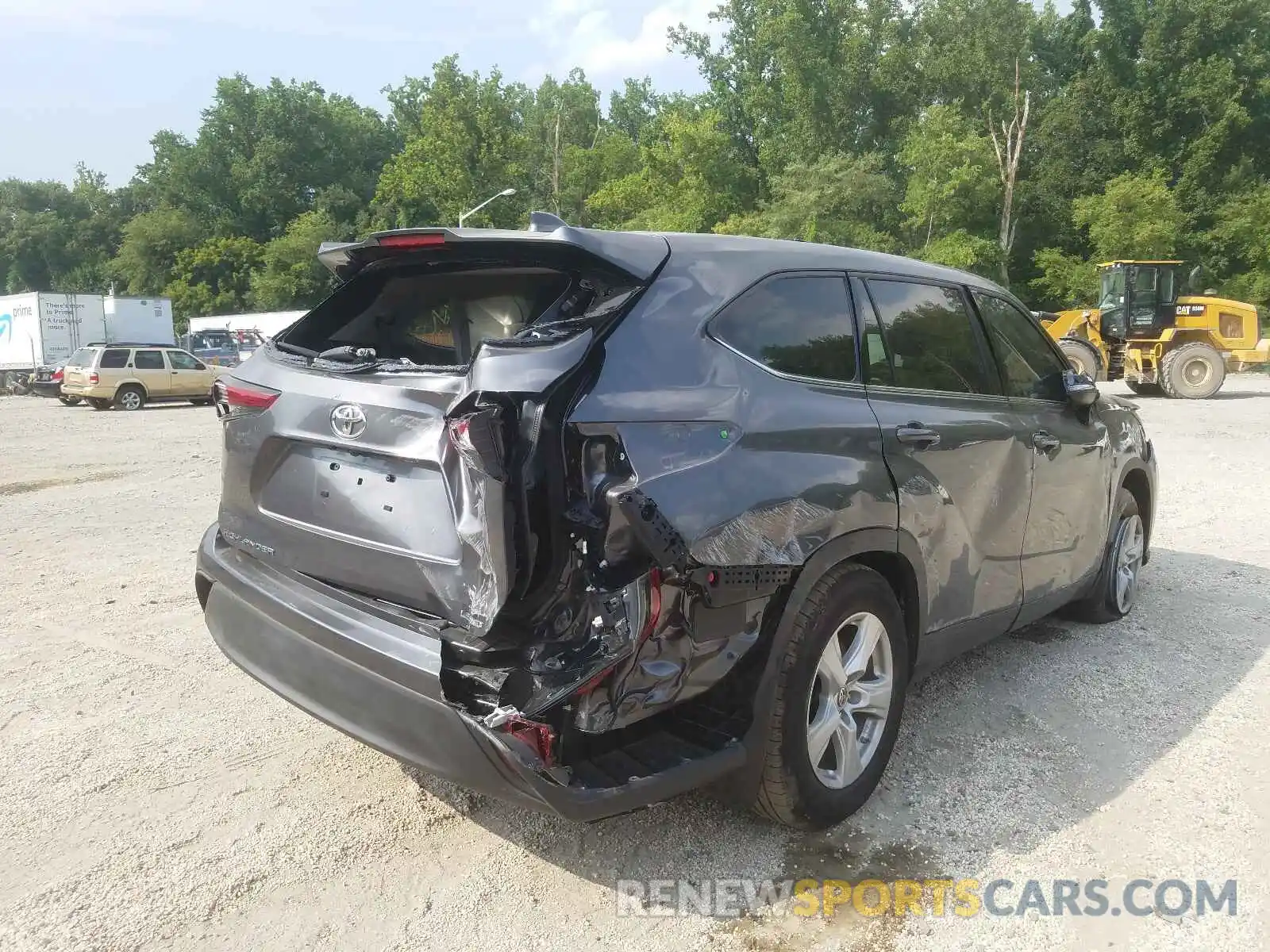 4 Photograph of a damaged car 5TDBZRBHXLS519340 TOYOTA HIGHLANDER 2020