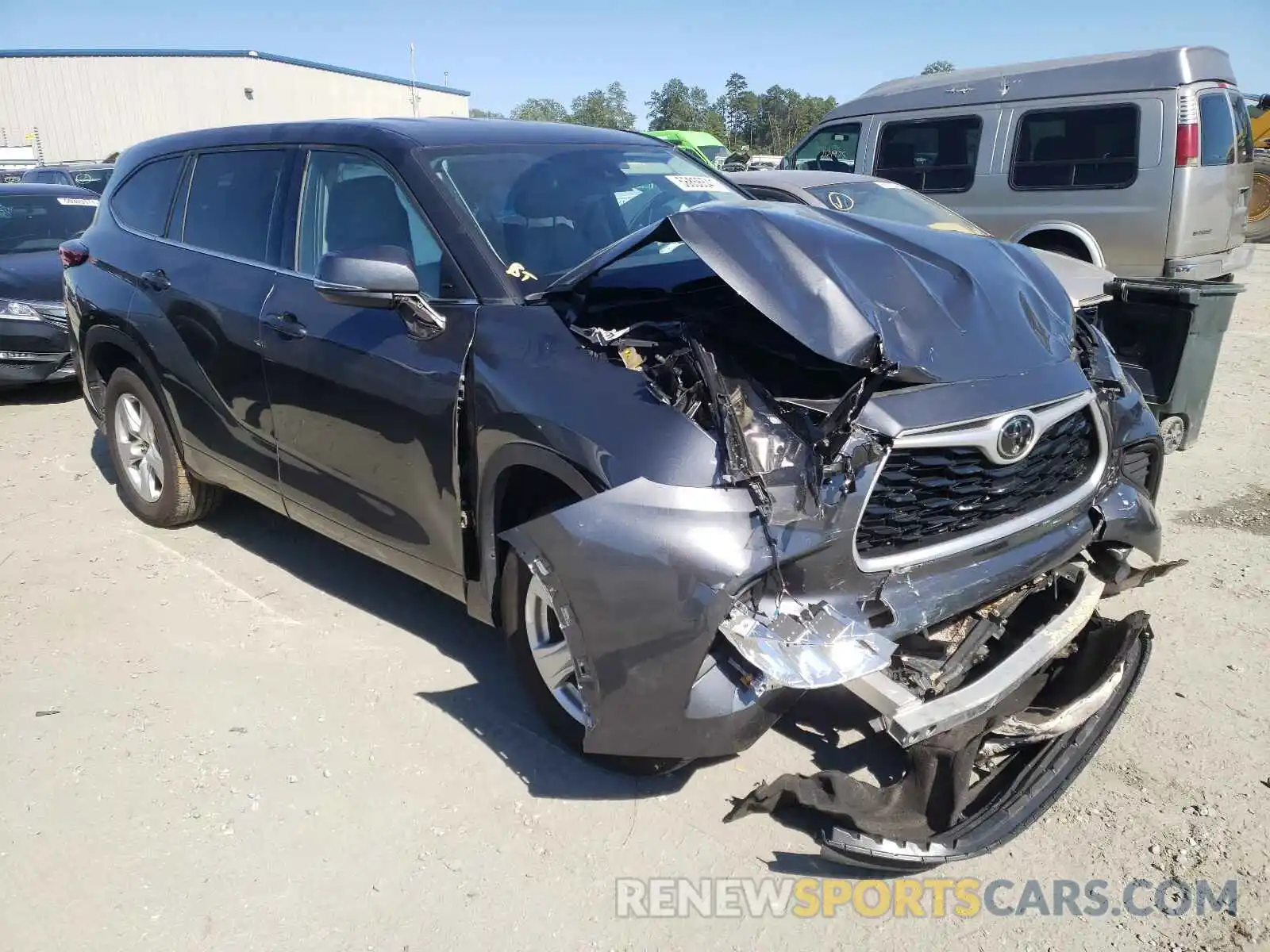 1 Photograph of a damaged car 5TDCZRAH0LS002635 TOYOTA HIGHLANDER 2020