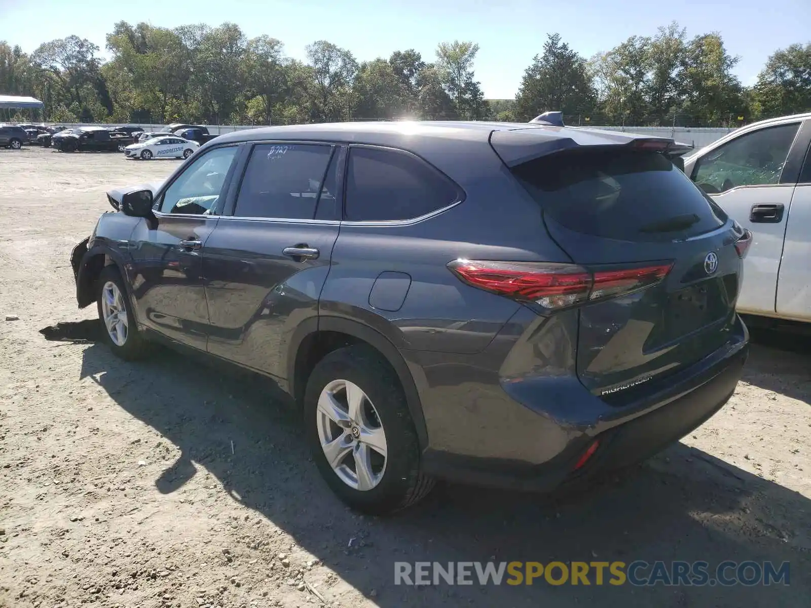 3 Photograph of a damaged car 5TDCZRAH0LS002635 TOYOTA HIGHLANDER 2020