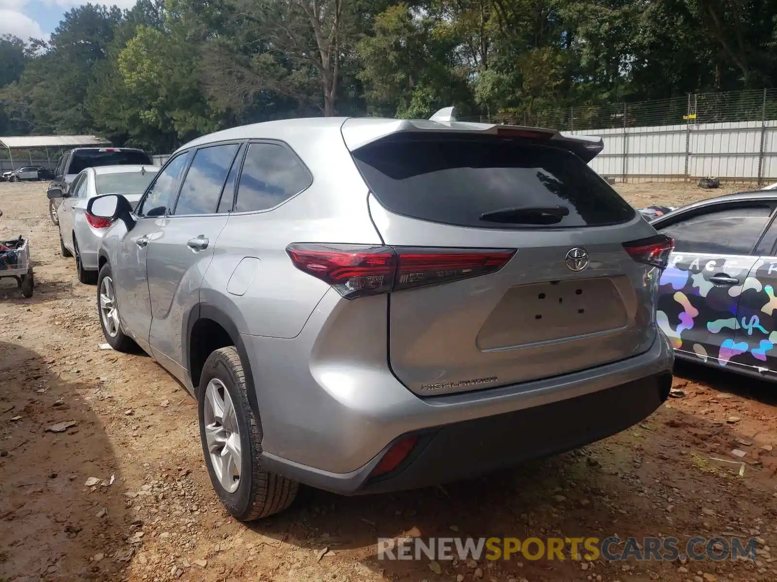 3 Photograph of a damaged car 5TDCZRAH0LS504626 TOYOTA HIGHLANDER 2020