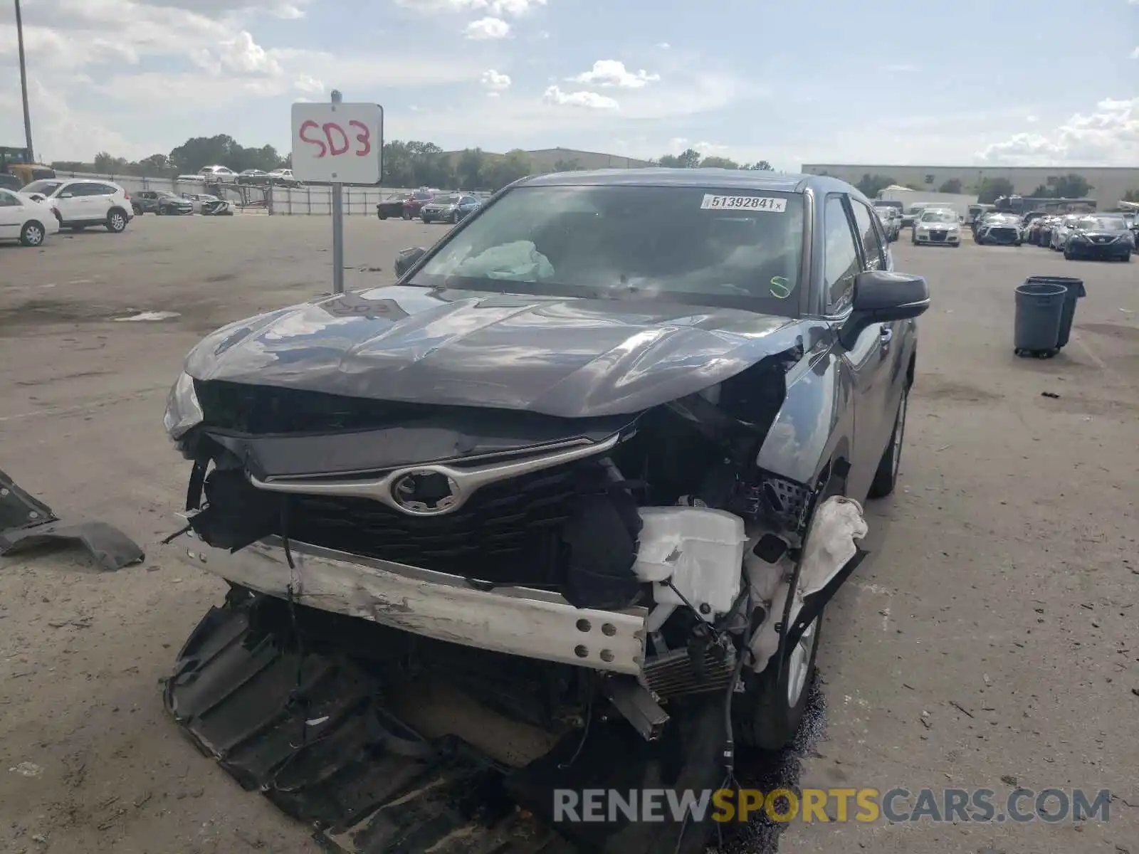 2 Photograph of a damaged car 5TDCZRAH0LS506750 TOYOTA HIGHLANDER 2020