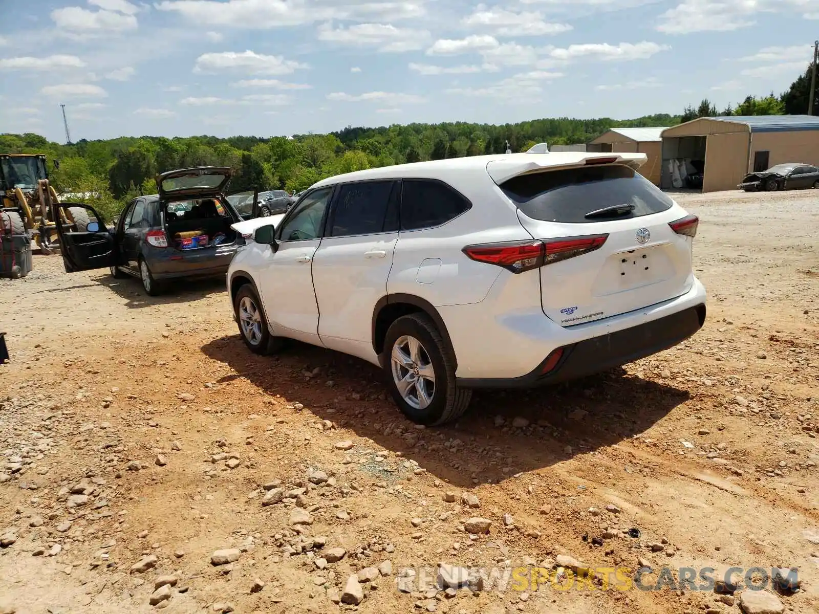 3 Photograph of a damaged car 5TDCZRAH1LS001431 TOYOTA HIGHLANDER 2020