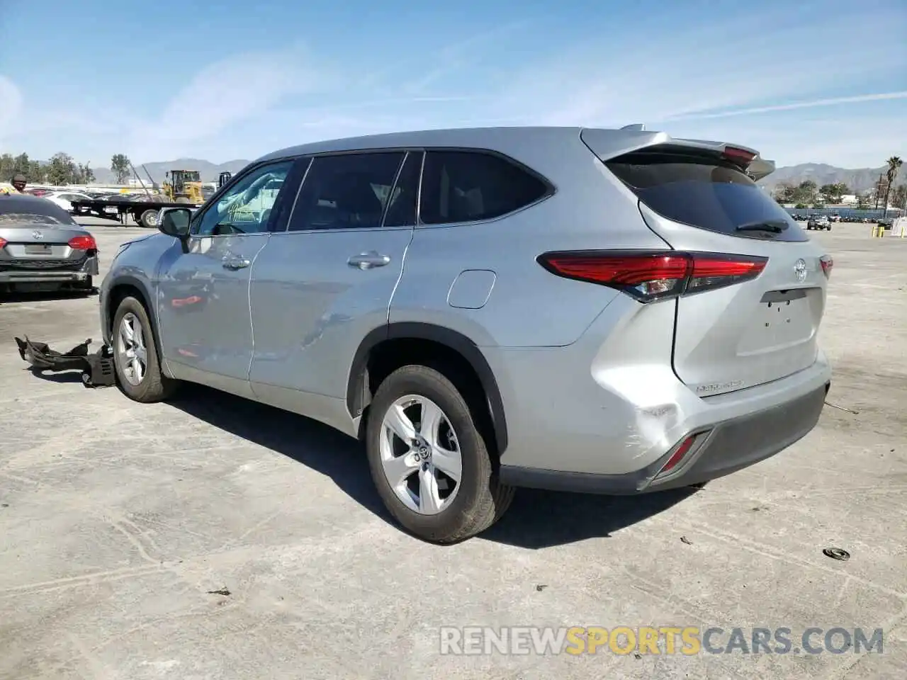 3 Photograph of a damaged car 5TDCZRAH1LS504411 TOYOTA HIGHLANDER 2020