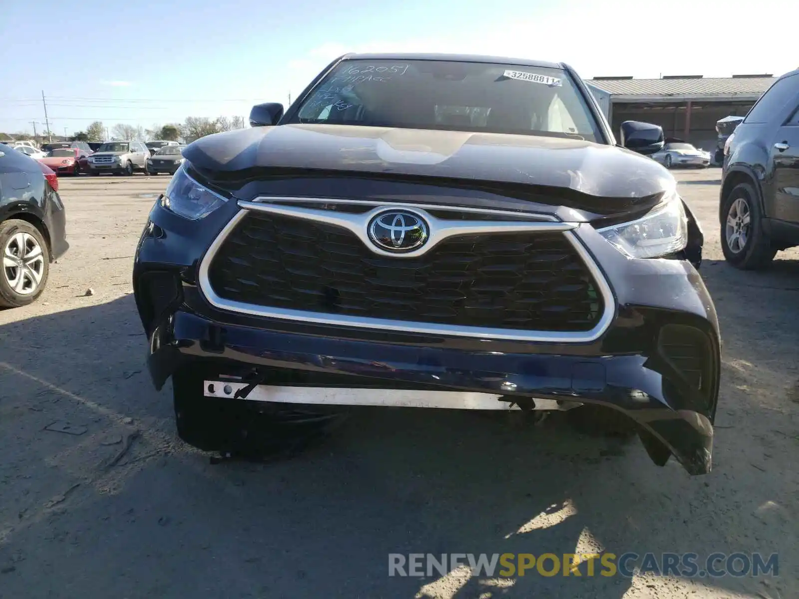 10 Photograph of a damaged car 5TDCZRAH1LS508894 TOYOTA HIGHLANDER 2020