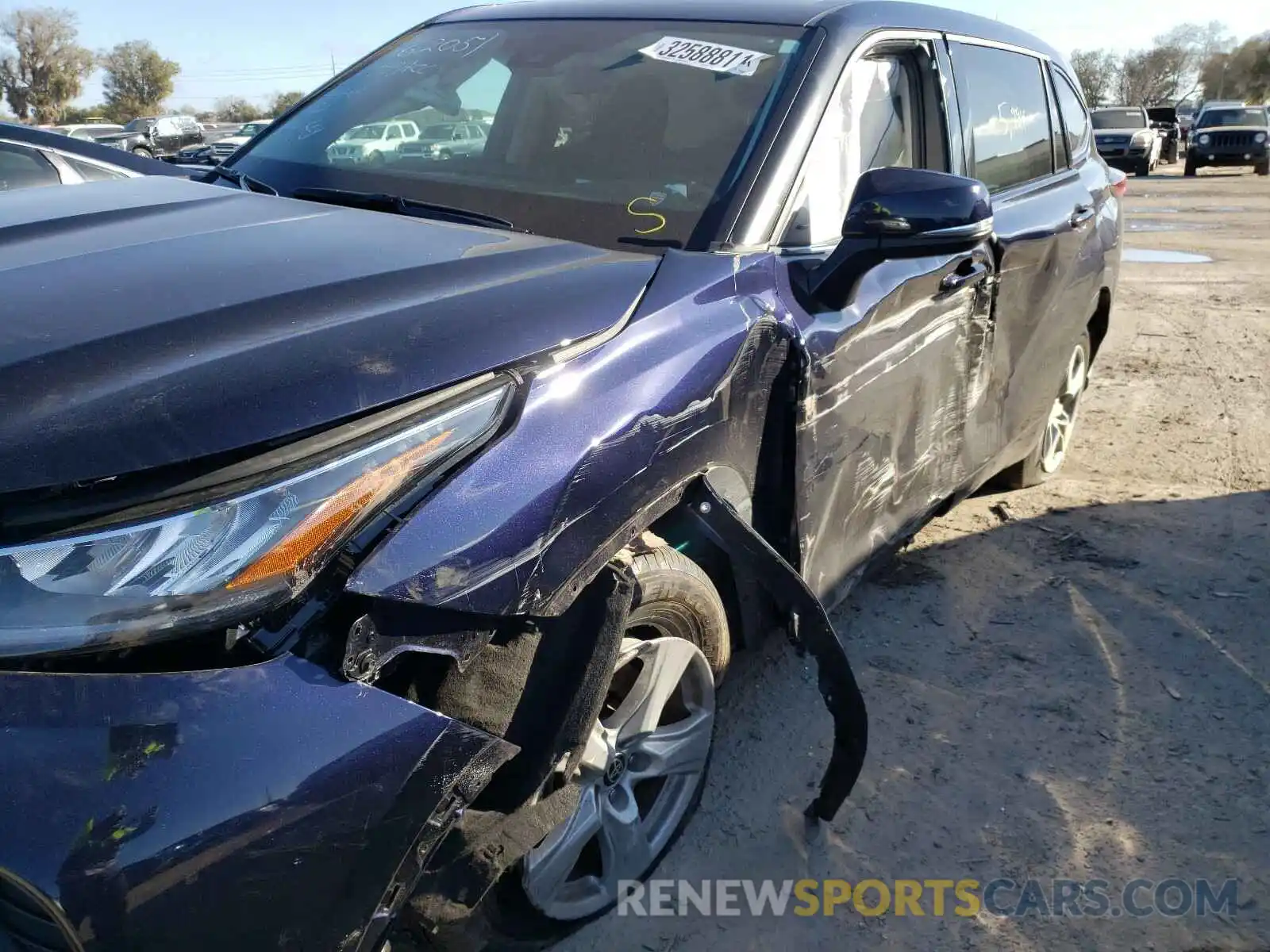 9 Photograph of a damaged car 5TDCZRAH1LS508894 TOYOTA HIGHLANDER 2020