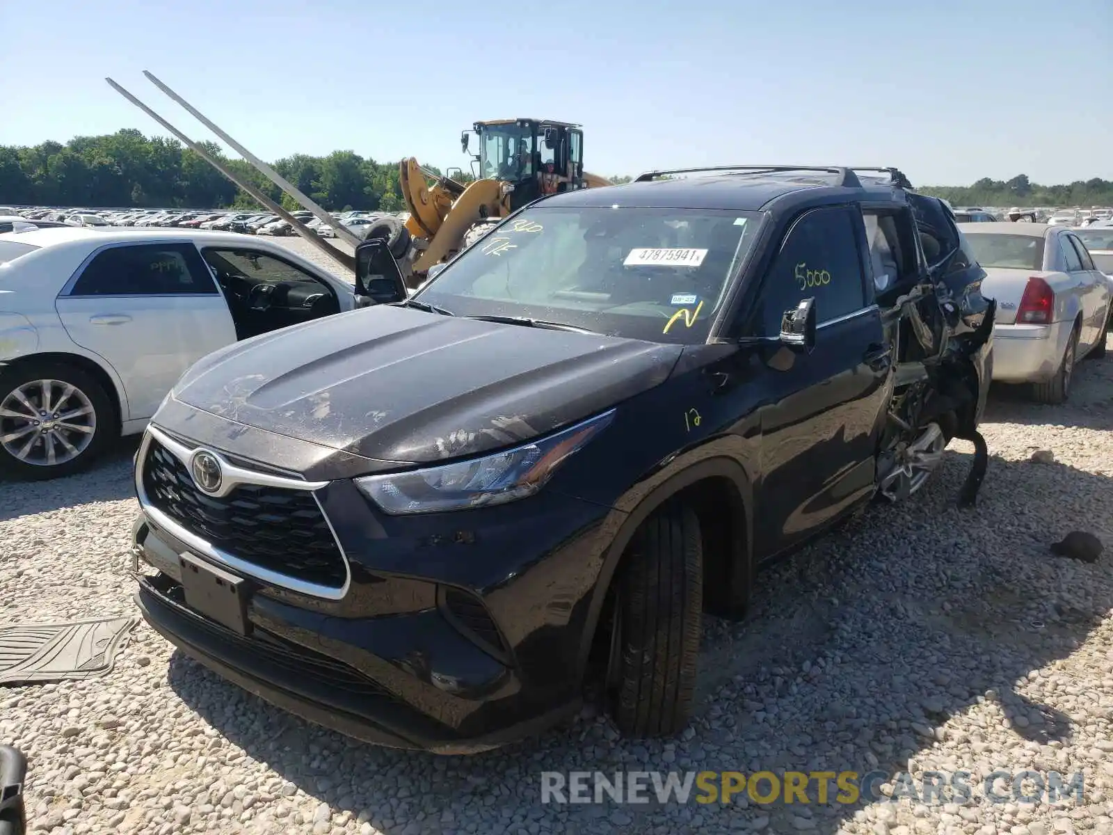 2 Photograph of a damaged car 5TDCZRAH2LS019274 TOYOTA HIGHLANDER 2020