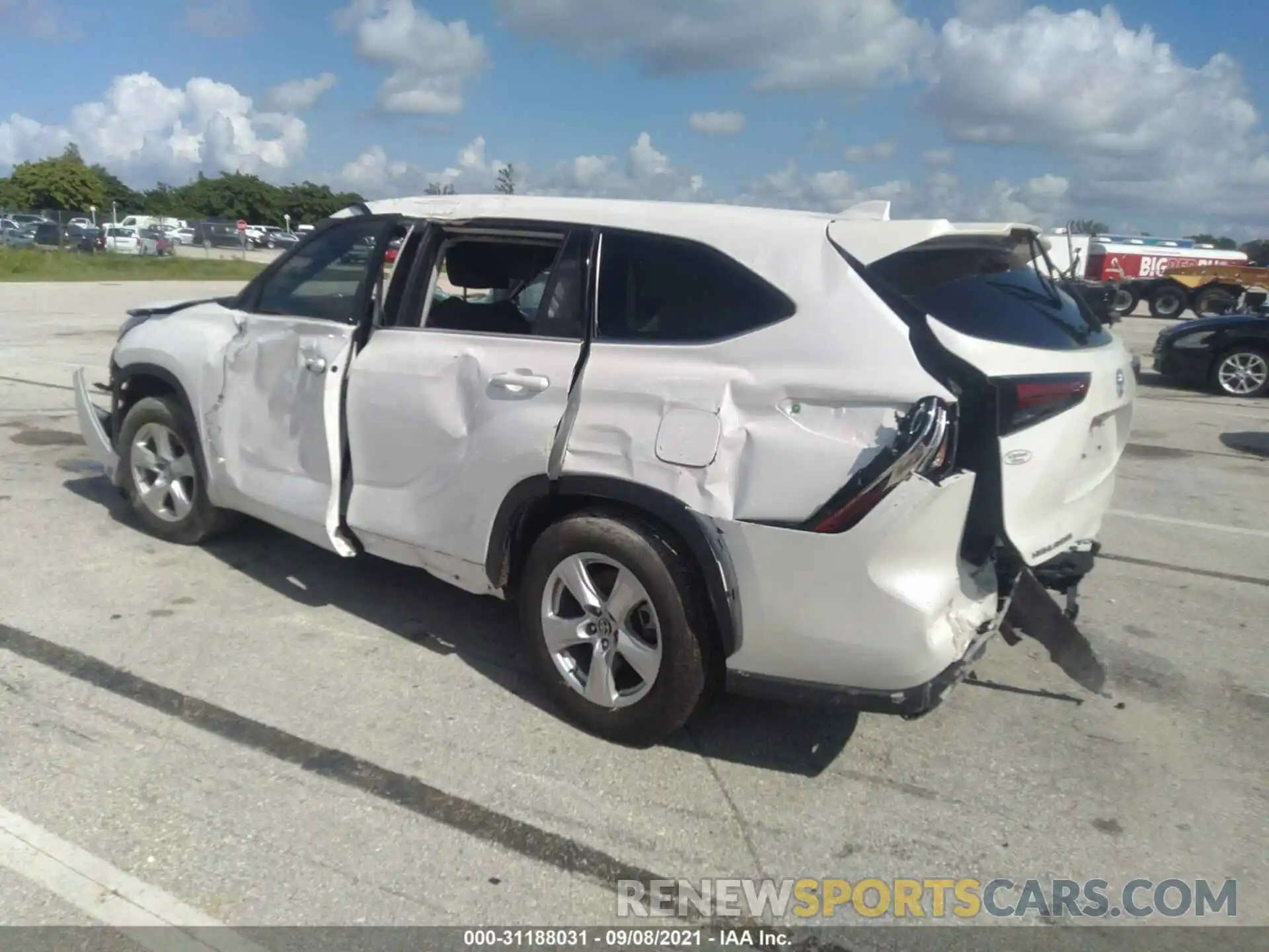 3 Photograph of a damaged car 5TDCZRAH3LS027836 TOYOTA HIGHLANDER 2020