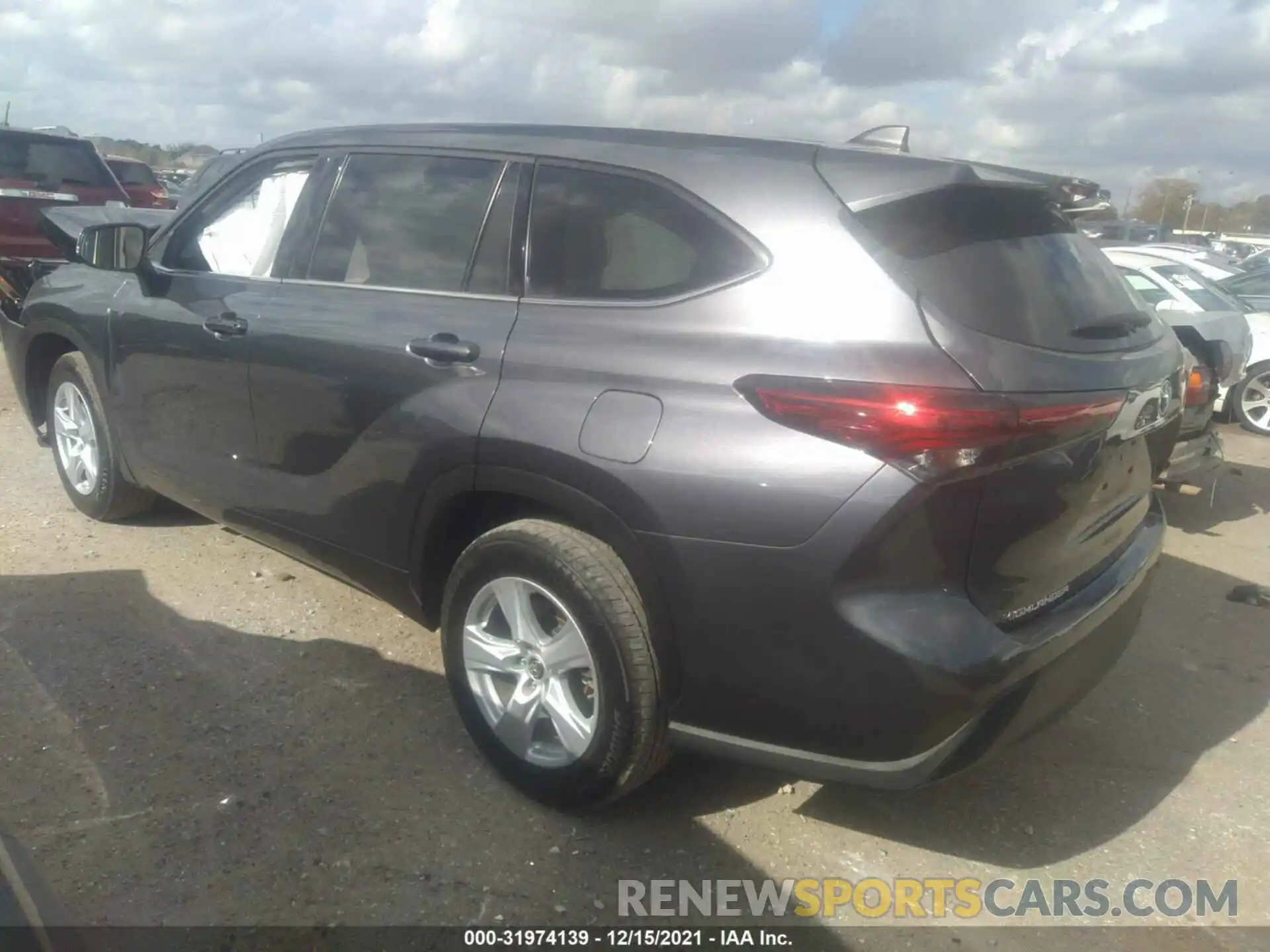 3 Photograph of a damaged car 5TDCZRAH3LS508220 TOYOTA HIGHLANDER 2020