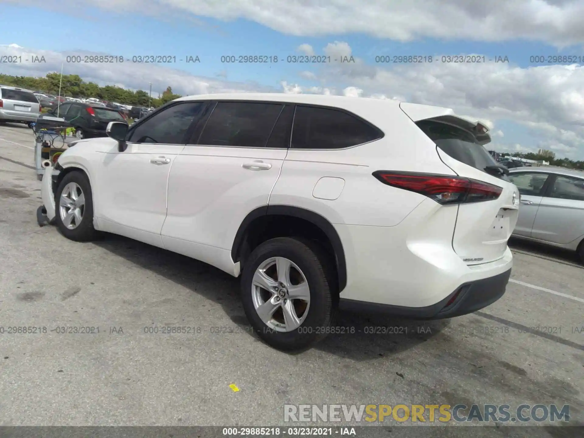 3 Photograph of a damaged car 5TDCZRAH3LS512333 TOYOTA HIGHLANDER 2020