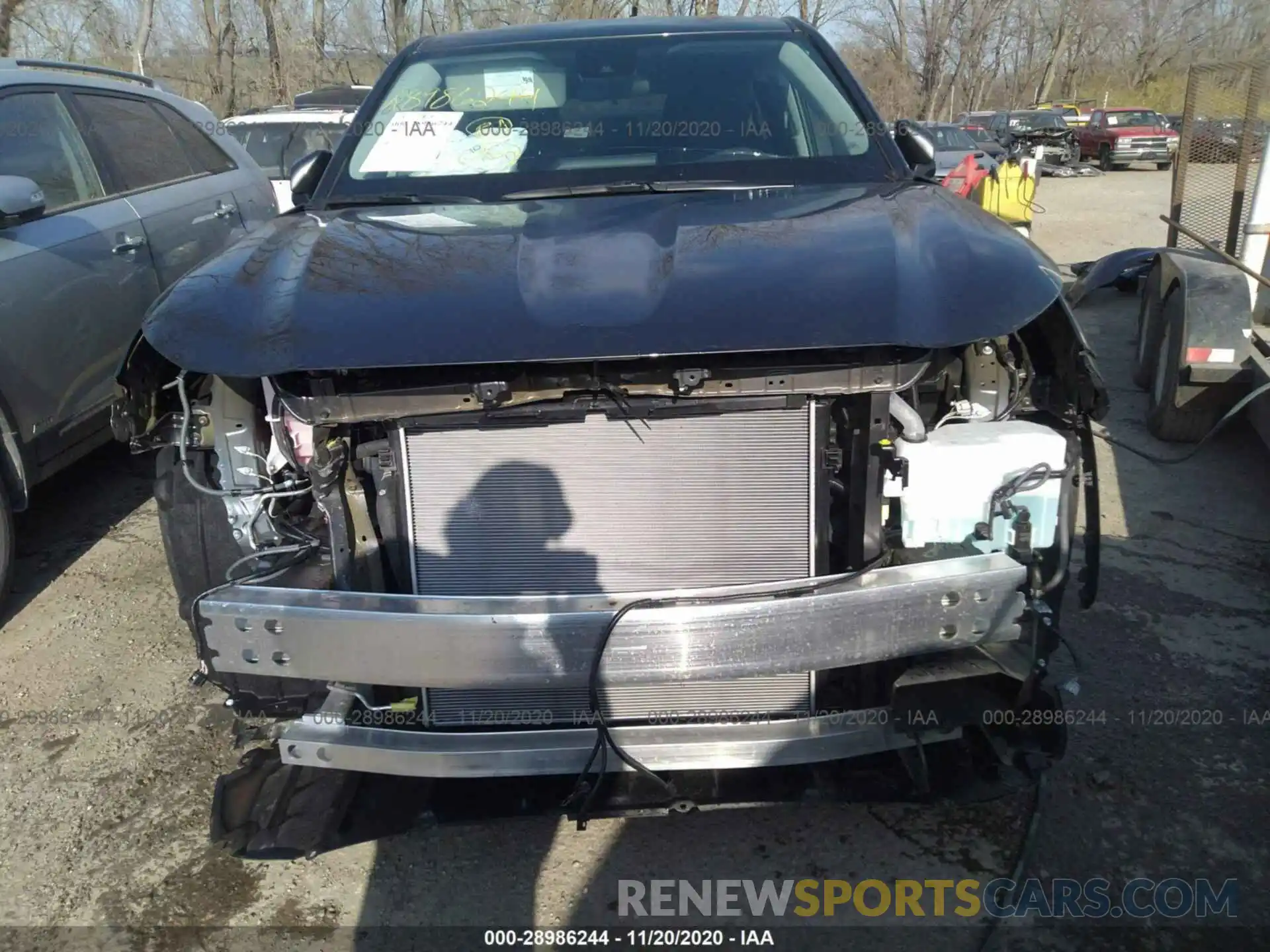 6 Photograph of a damaged car 5TDCZRAH4LS027067 TOYOTA HIGHLANDER 2020