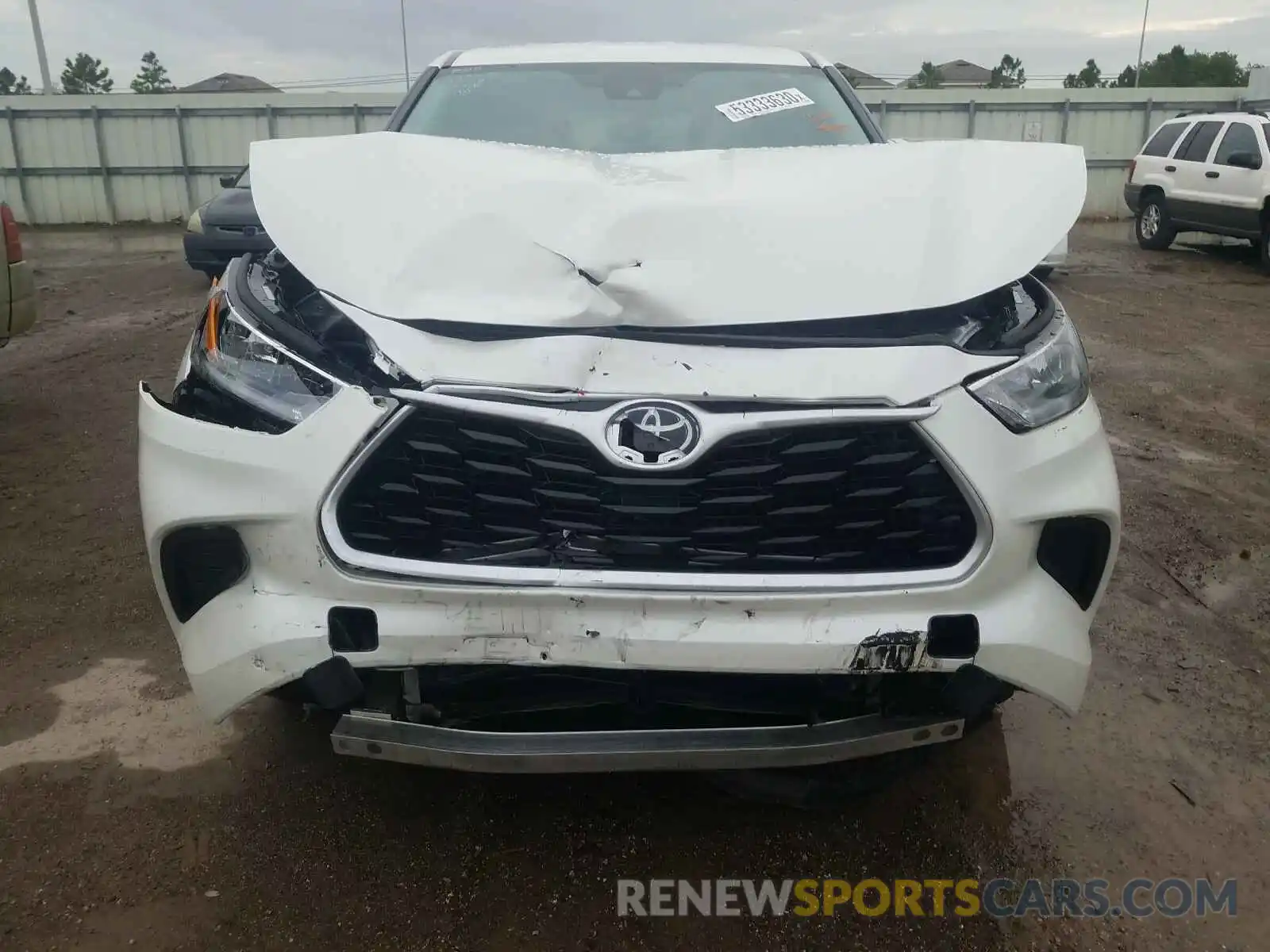 9 Photograph of a damaged car 5TDCZRAH5LS507618 TOYOTA HIGHLANDER 2020