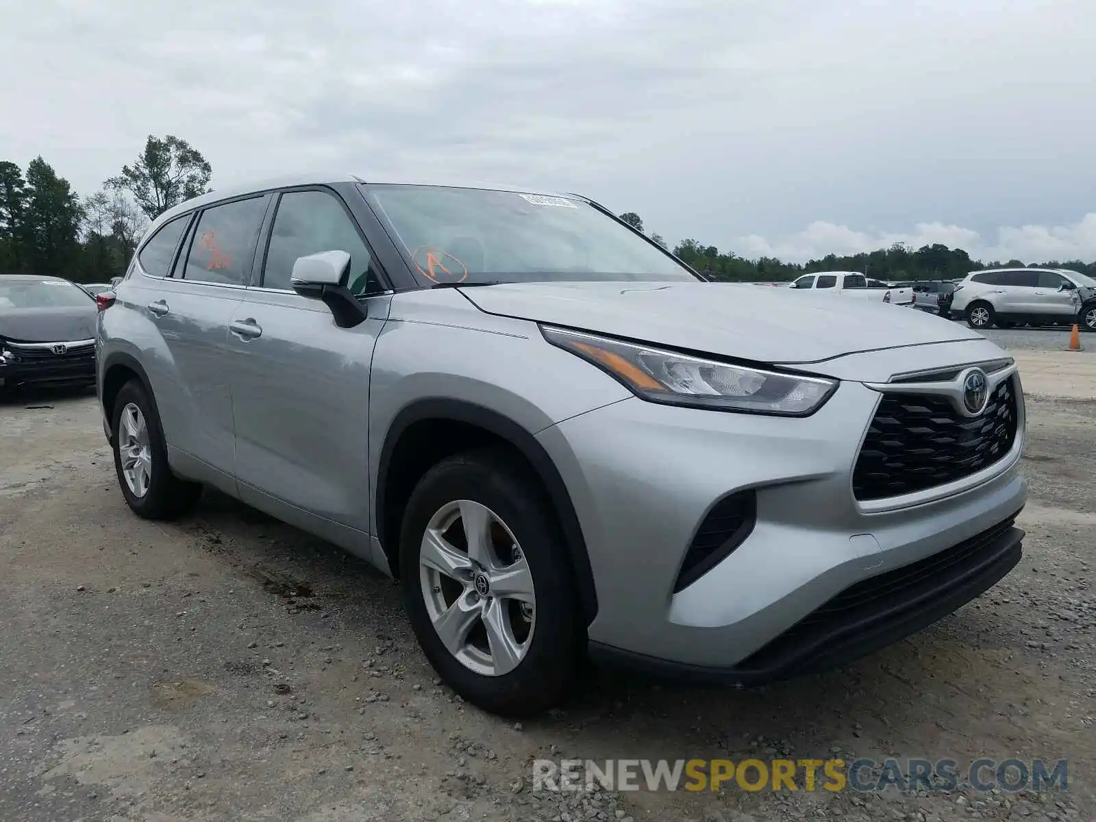 1 Photograph of a damaged car 5TDCZRAH6LS012957 TOYOTA HIGHLANDER 2020