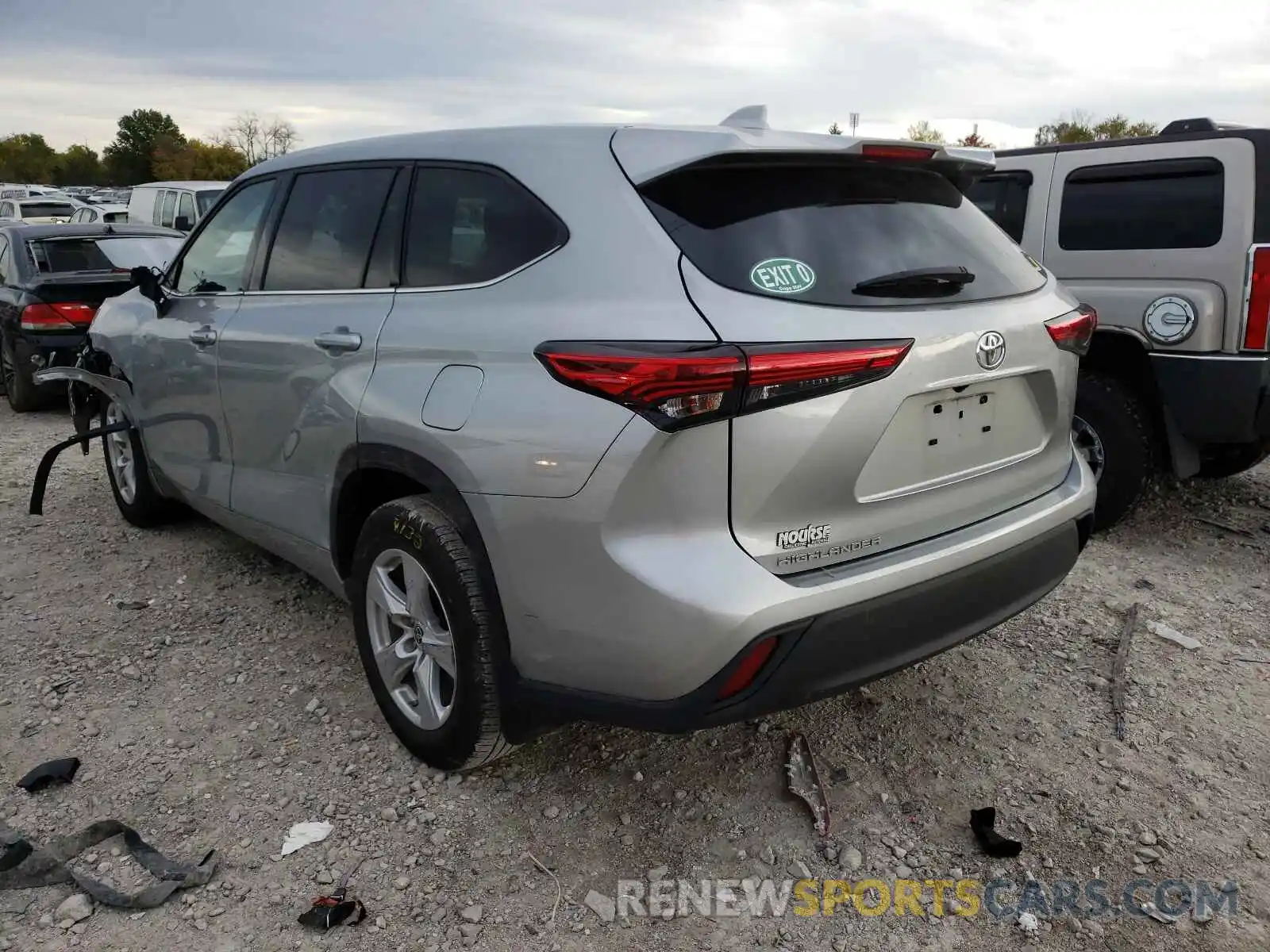 3 Photograph of a damaged car 5TDCZRAH7LS002051 TOYOTA HIGHLANDER 2020