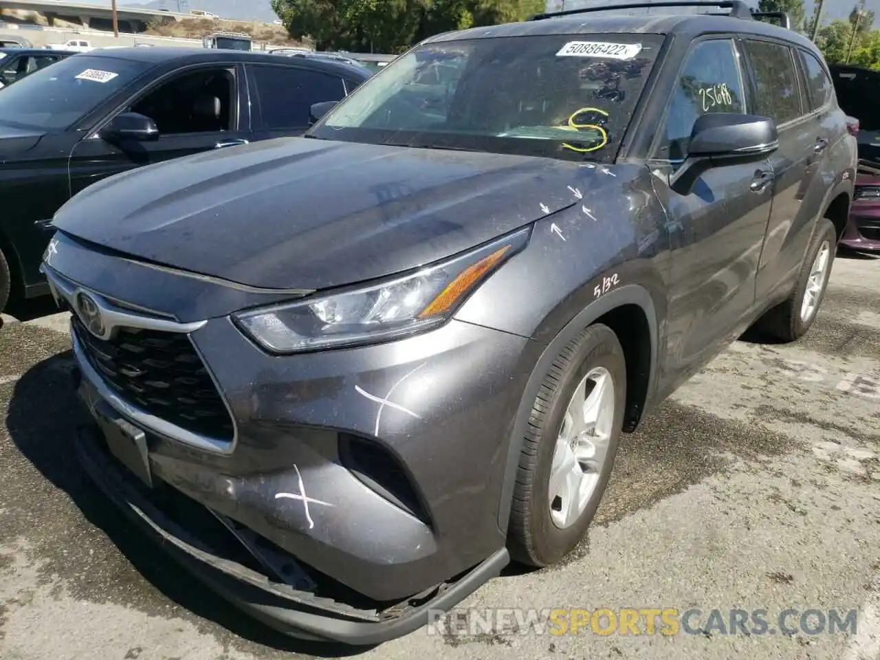 2 Photograph of a damaged car 5TDCZRAH7LS003135 TOYOTA HIGHLANDER 2020