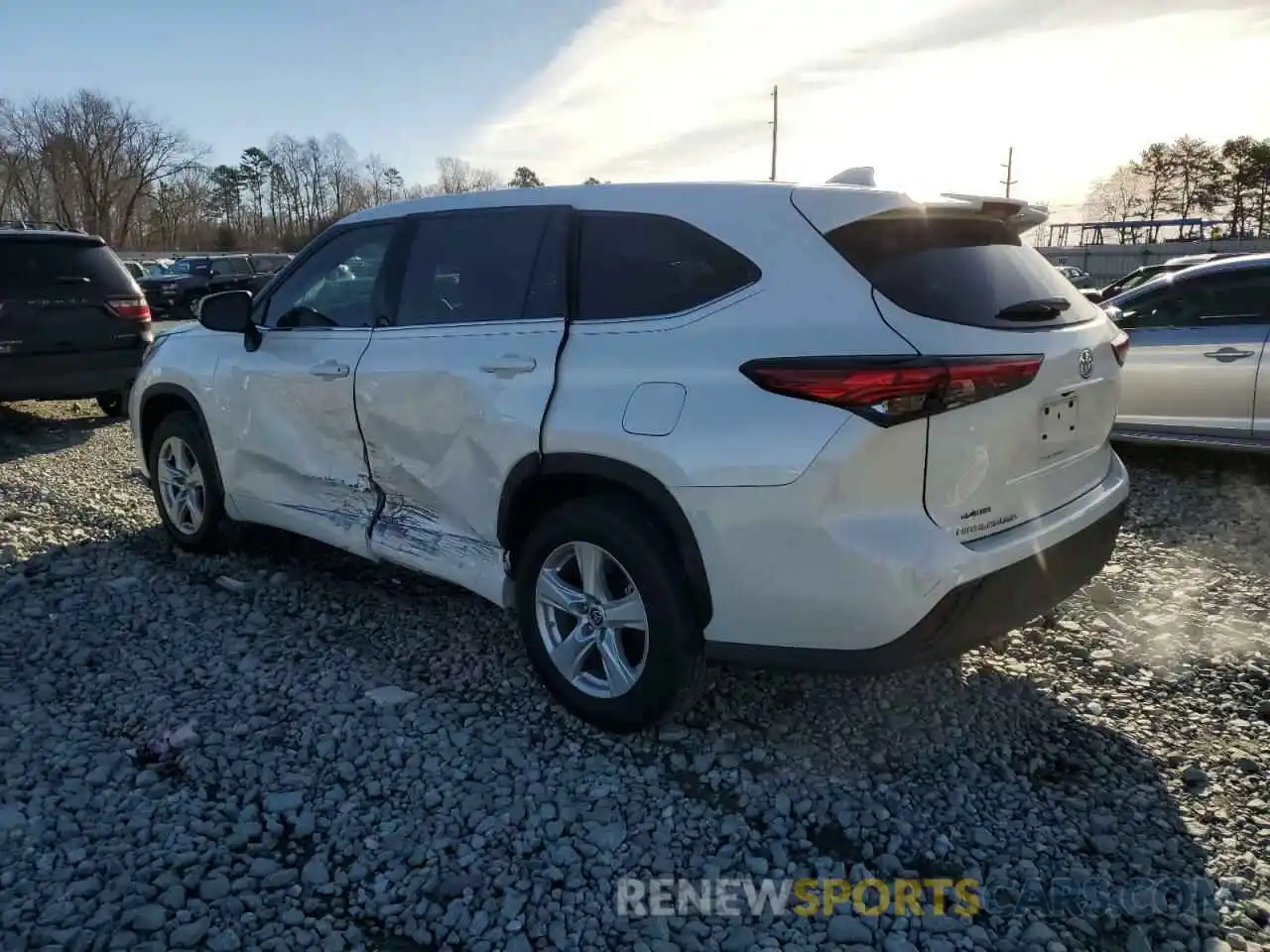 2 Photograph of a damaged car 5TDCZRAH7LS020257 TOYOTA HIGHLANDER 2020