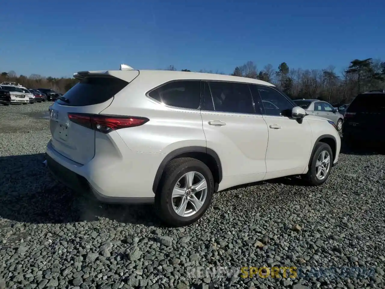 3 Photograph of a damaged car 5TDCZRAH7LS020257 TOYOTA HIGHLANDER 2020