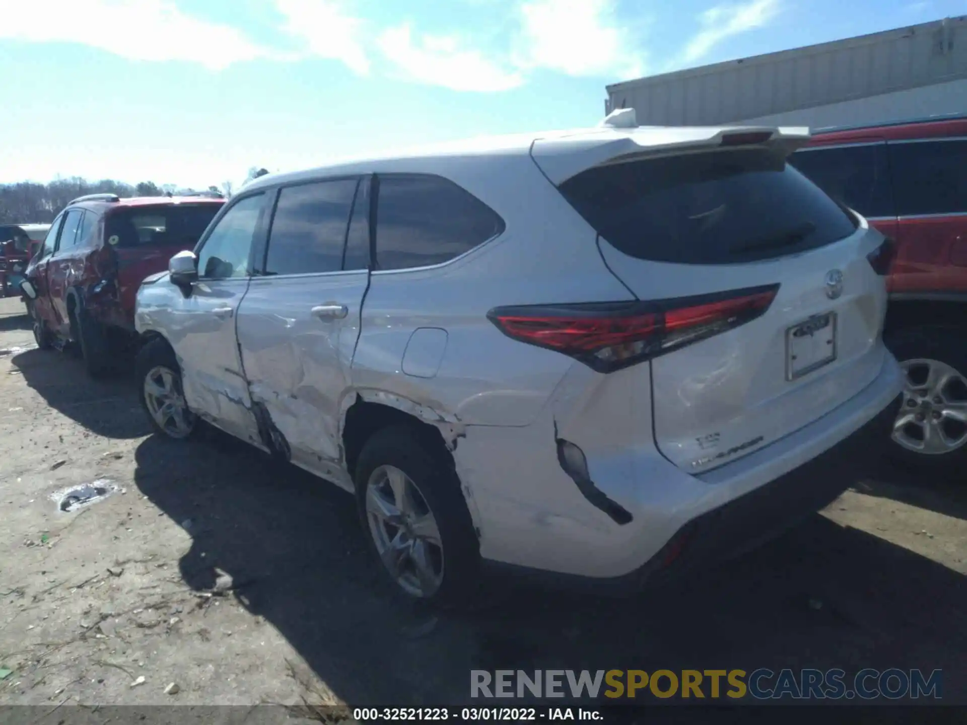 3 Photograph of a damaged car 5TDCZRAH7LS507149 TOYOTA HIGHLANDER 2020