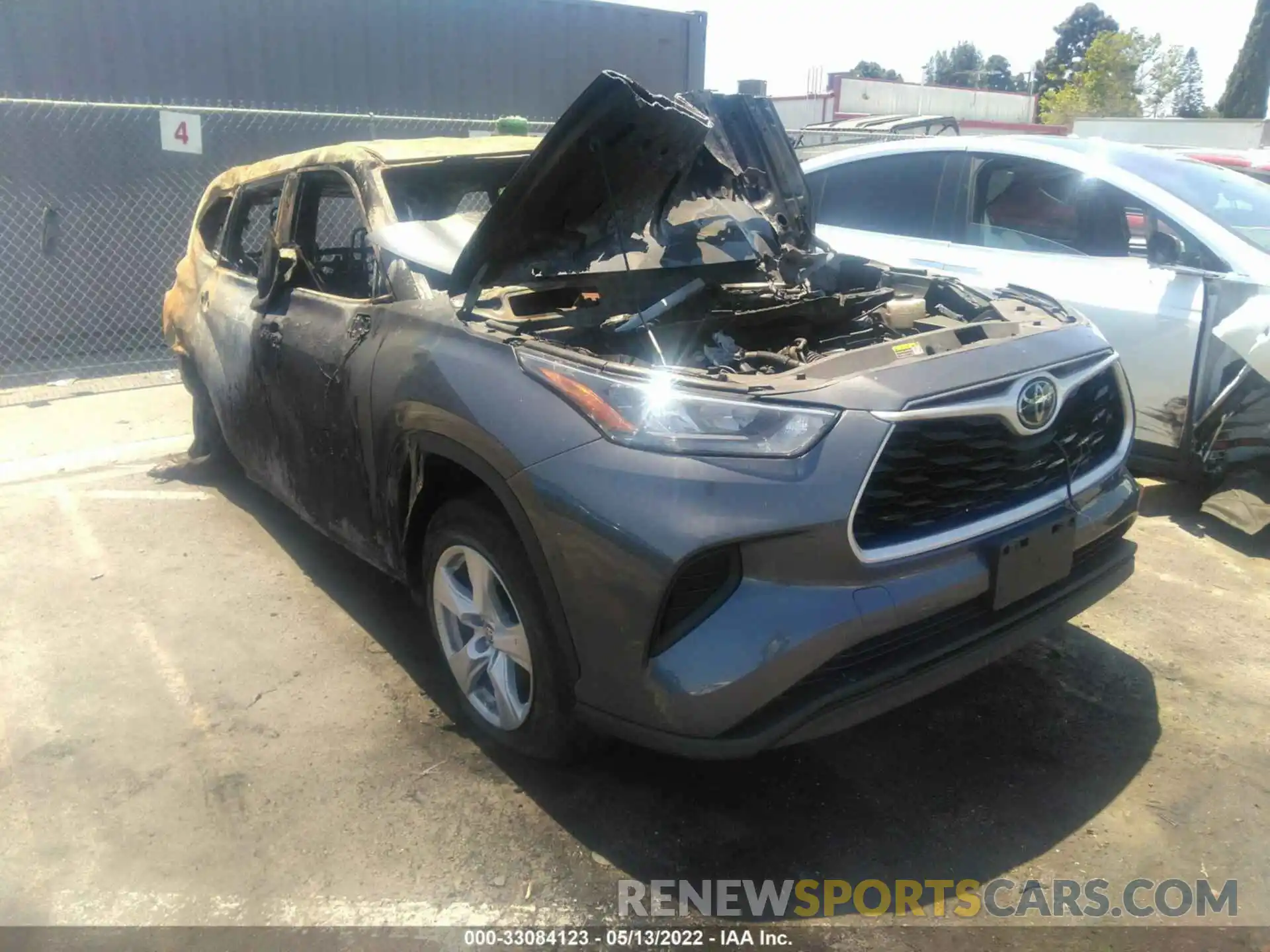 1 Photograph of a damaged car 5TDCZRAH8LS019229 TOYOTA HIGHLANDER 2020