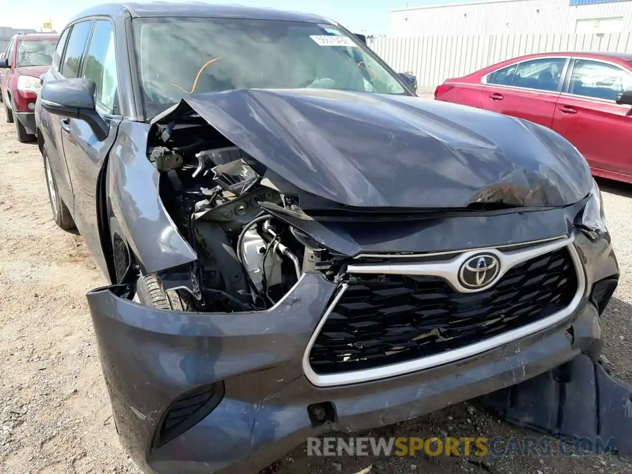 9 Photograph of a damaged car 5TDCZRAH8LS027637 TOYOTA HIGHLANDER 2020