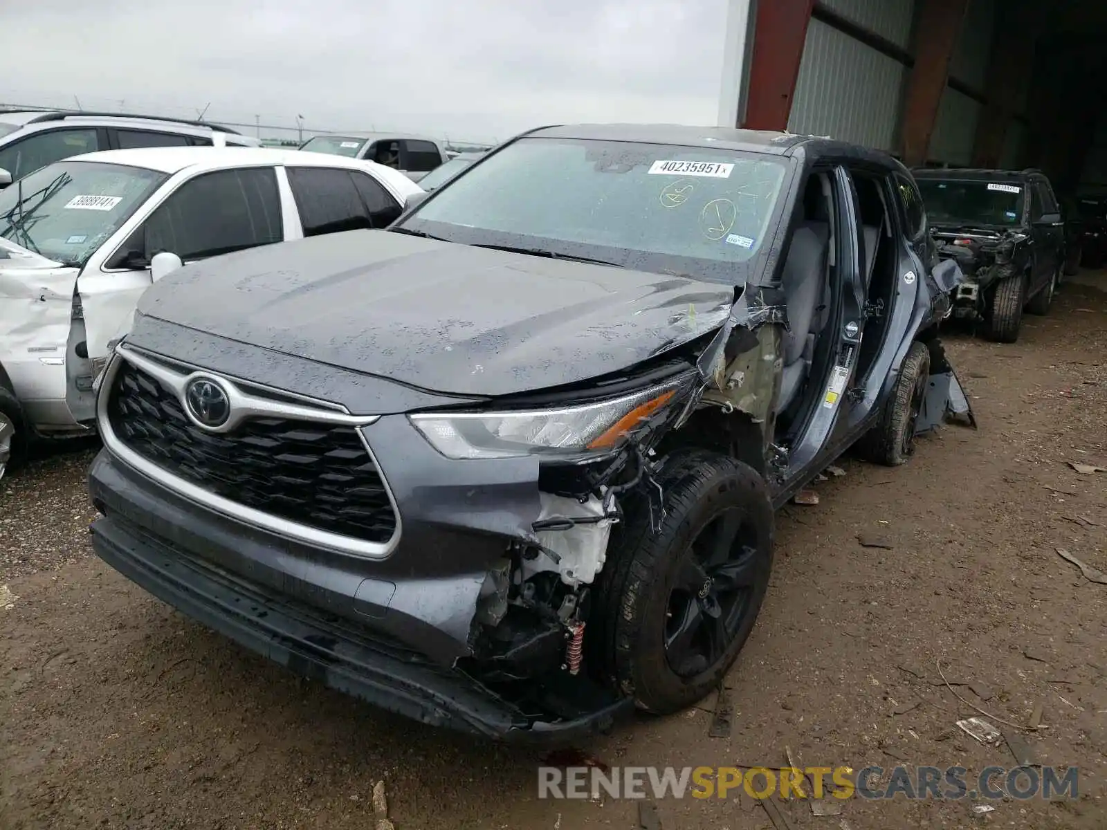 2 Photograph of a damaged car 5TDCZRAH8LS505376 TOYOTA HIGHLANDER 2020