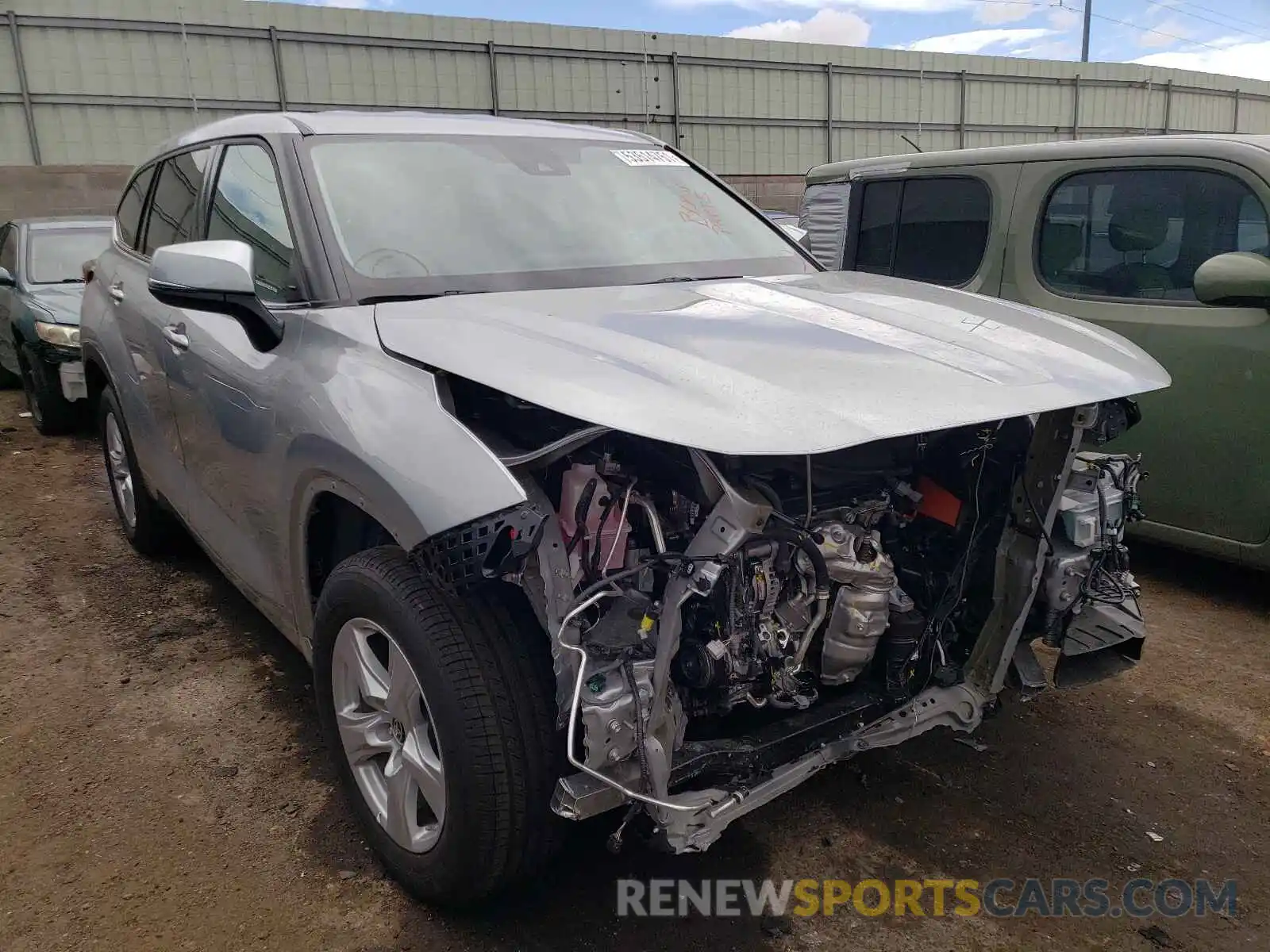 1 Photograph of a damaged car 5TDCZRAH9LS031129 TOYOTA HIGHLANDER 2020