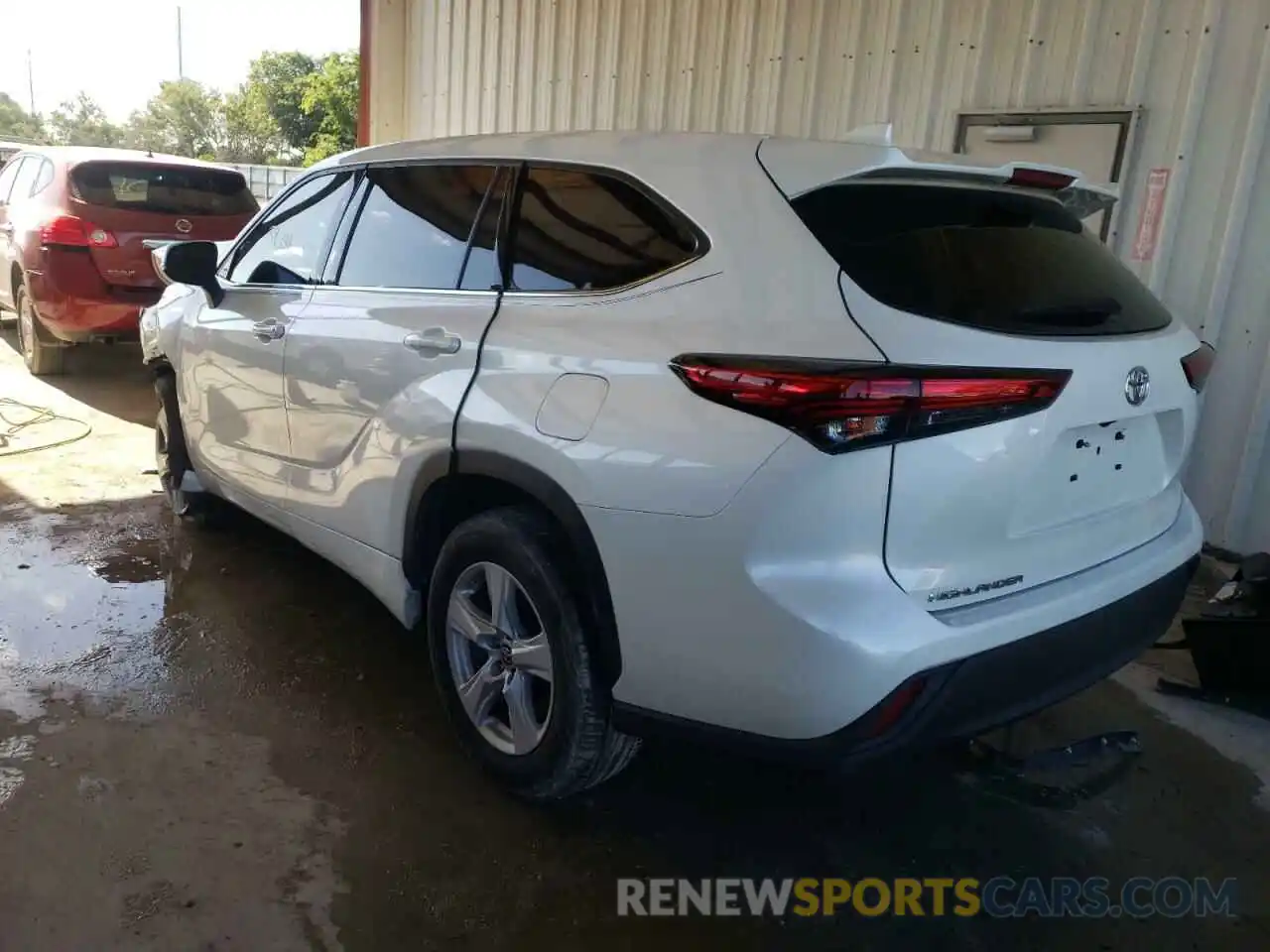 3 Photograph of a damaged car 5TDCZRAHXLS019586 TOYOTA HIGHLANDER 2020