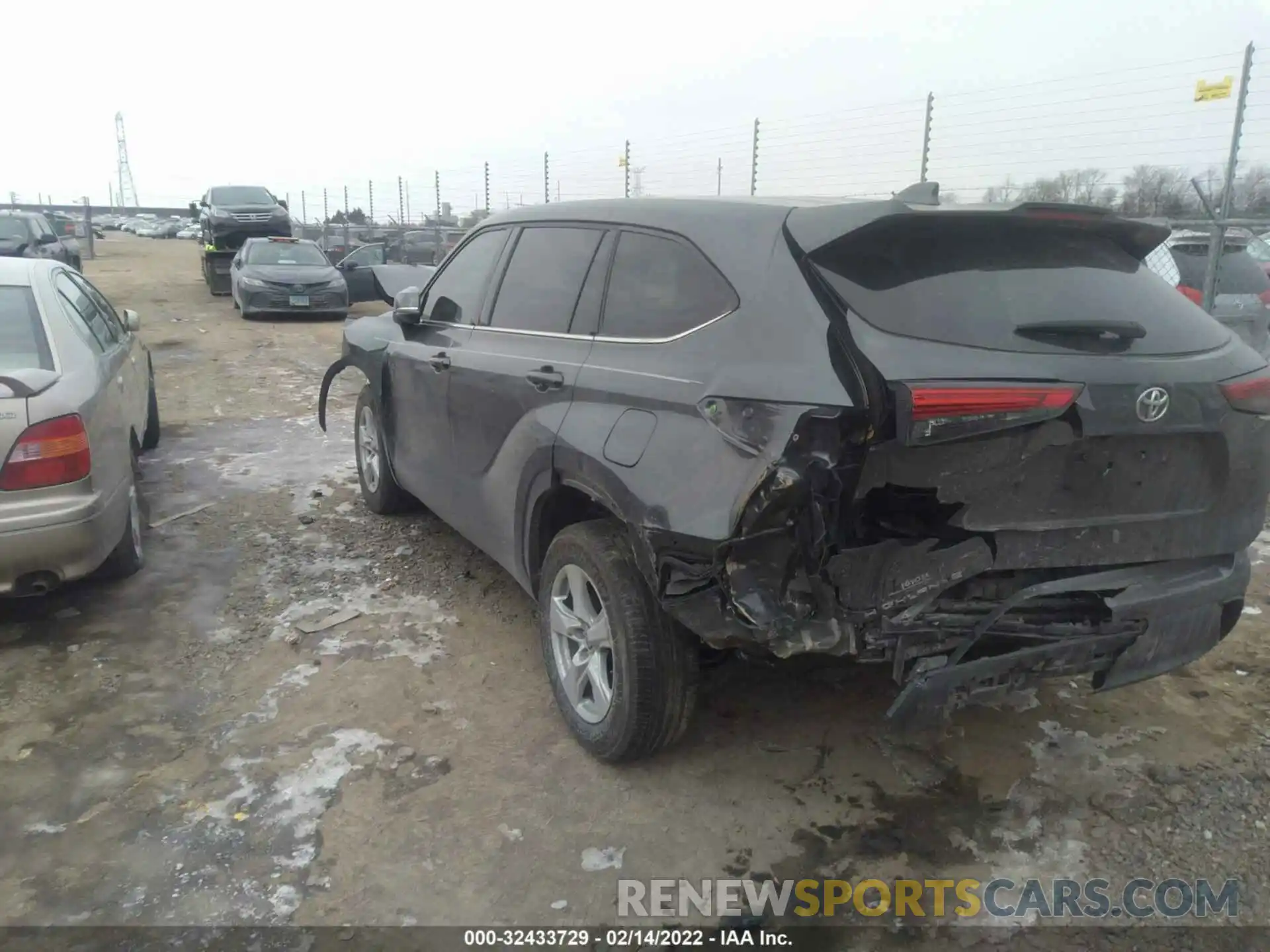 3 Фотография поврежденного автомобиля 5TDCZRAHXLS023086 TOYOTA HIGHLANDER 2020