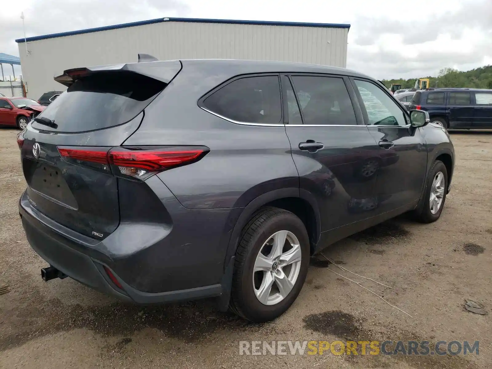 4 Photograph of a damaged car 5TDCZRBH0LS013441 TOYOTA HIGHLANDER 2020