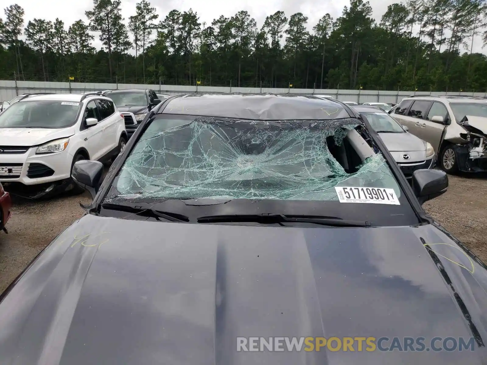 9 Photograph of a damaged car 5TDCZRBH0LS013441 TOYOTA HIGHLANDER 2020