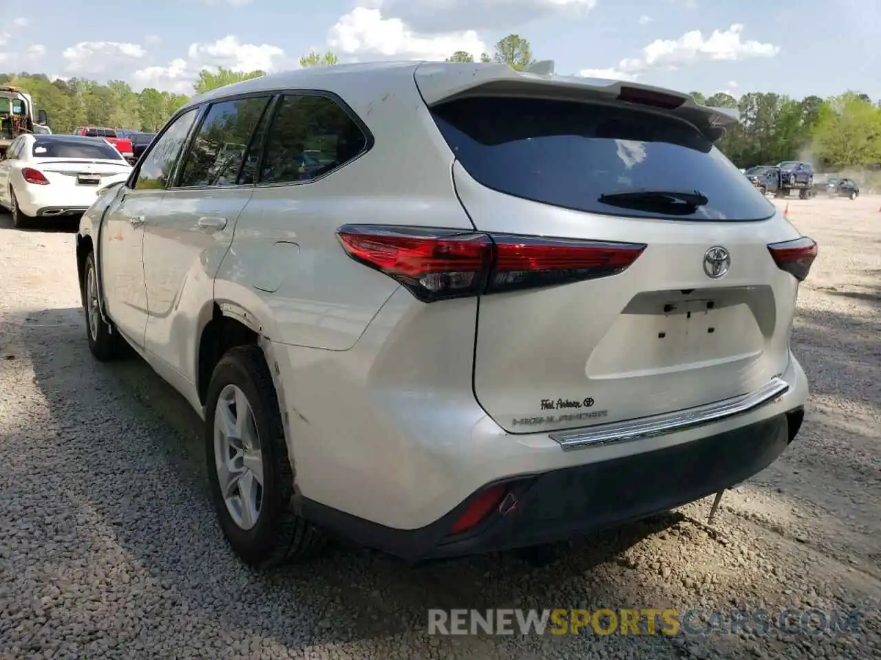 3 Photograph of a damaged car 5TDCZRBH0LS023306 TOYOTA HIGHLANDER 2020