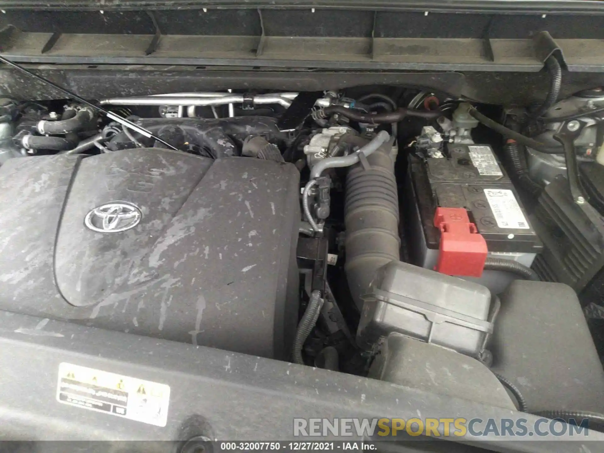 10 Photograph of a damaged car 5TDCZRBH1LS512488 TOYOTA HIGHLANDER 2020