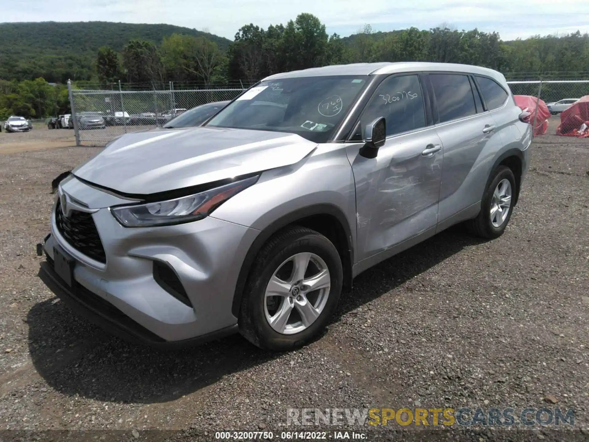 2 Photograph of a damaged car 5TDCZRBH1LS512488 TOYOTA HIGHLANDER 2020