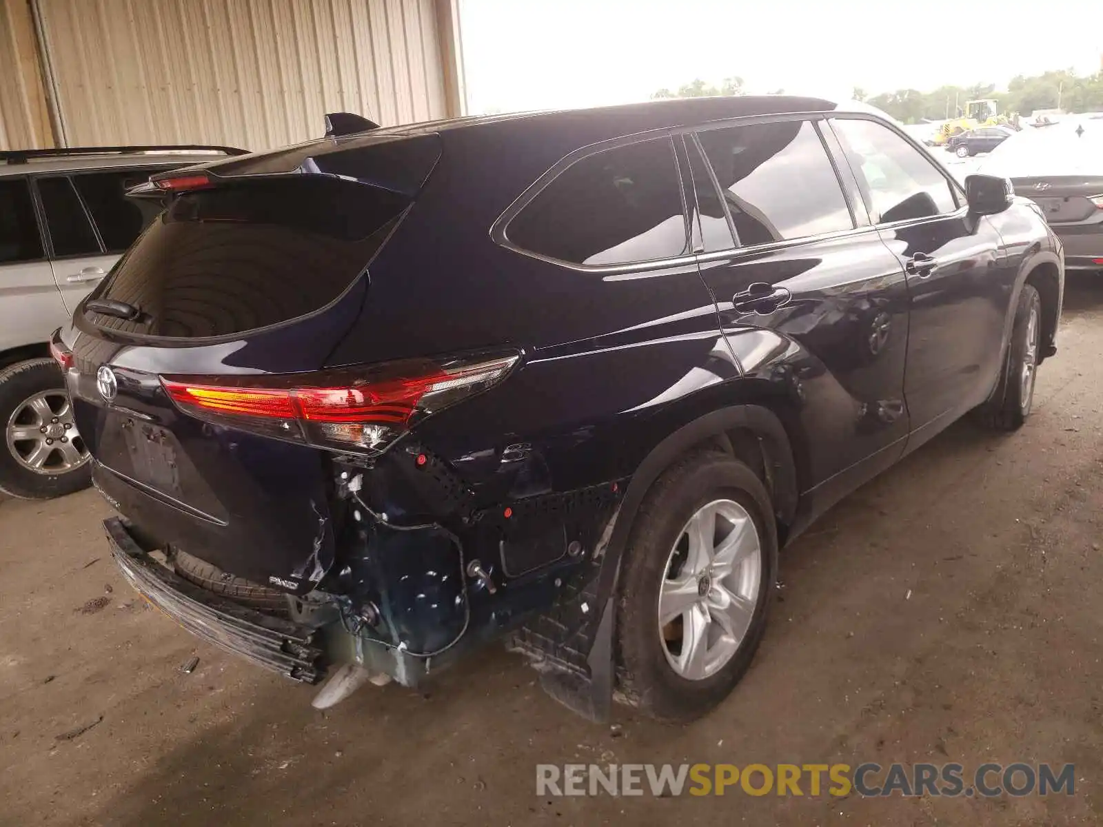 4 Photograph of a damaged car 5TDCZRBH3LS009772 TOYOTA HIGHLANDER 2020