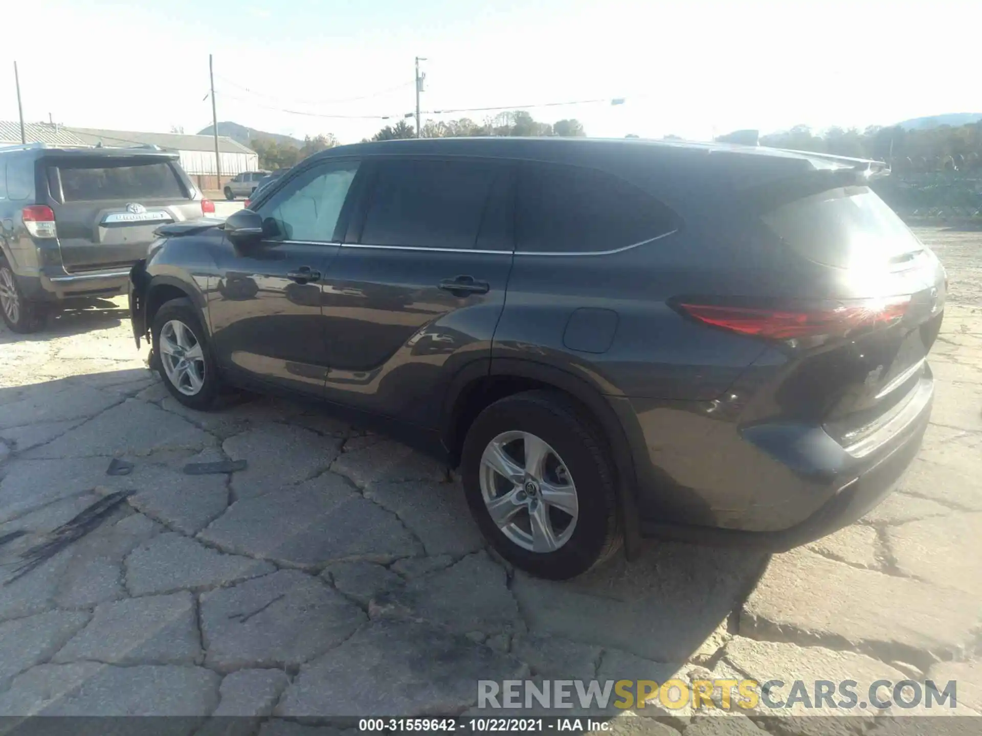 3 Photograph of a damaged car 5TDCZRBH4LS033434 TOYOTA HIGHLANDER 2020