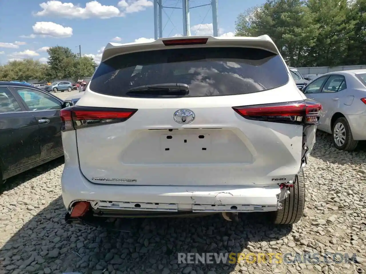 9 Photograph of a damaged car 5TDCZRBH5LS034852 TOYOTA HIGHLANDER 2020