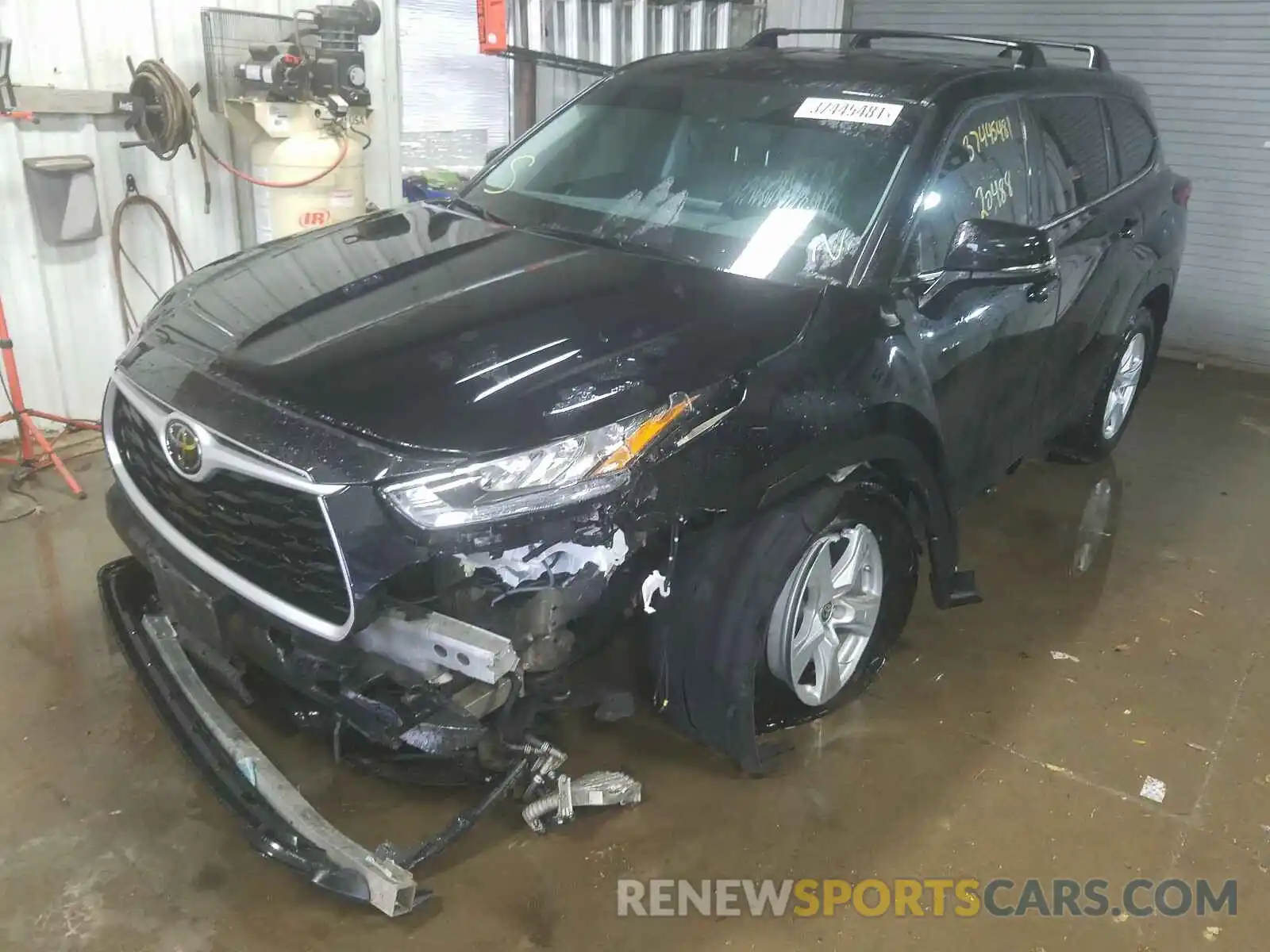 2 Photograph of a damaged car 5TDCZRBH7LS001996 TOYOTA HIGHLANDER 2020