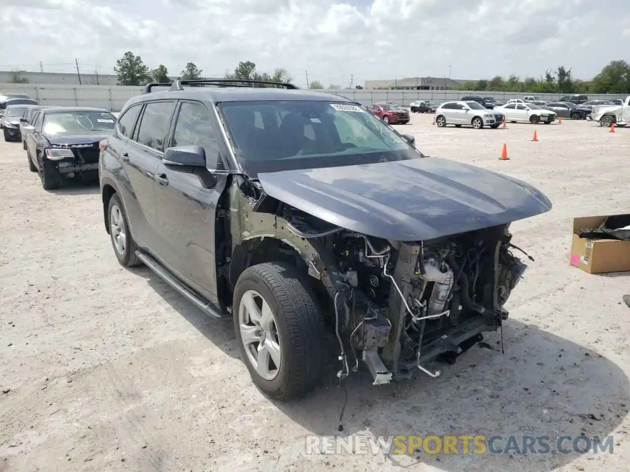 1 Photograph of a damaged car 5TDCZRBH9LS519320 TOYOTA HIGHLANDER 2020