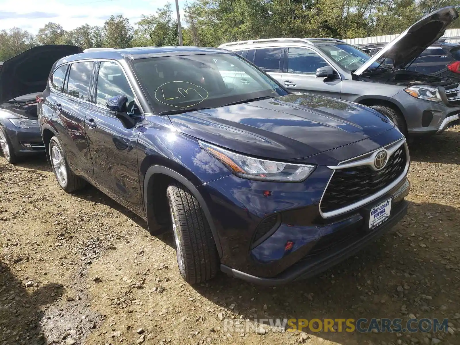 1 Photograph of a damaged car 5TDCZRBHXLS015004 TOYOTA HIGHLANDER 2020