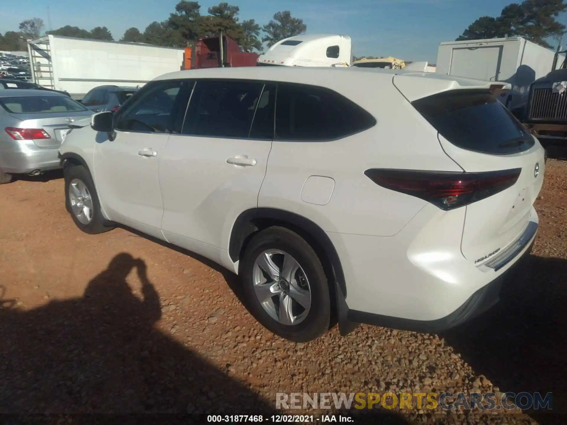 3 Photograph of a damaged car 5TDCZRBHXLS512649 TOYOTA HIGHLANDER 2020