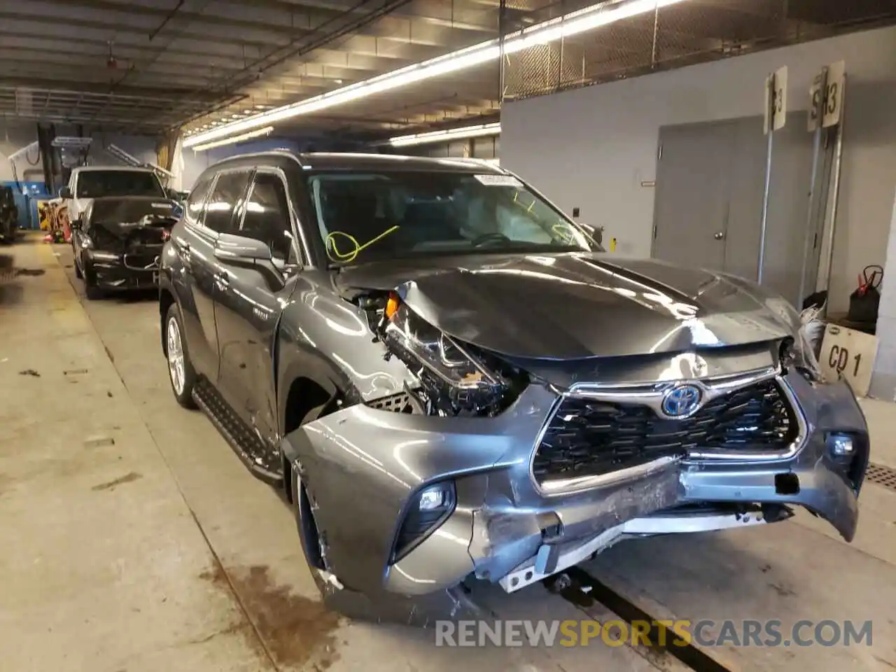 1 Photograph of a damaged car 5TDDBRCH4LS003583 TOYOTA HIGHLANDER 2020