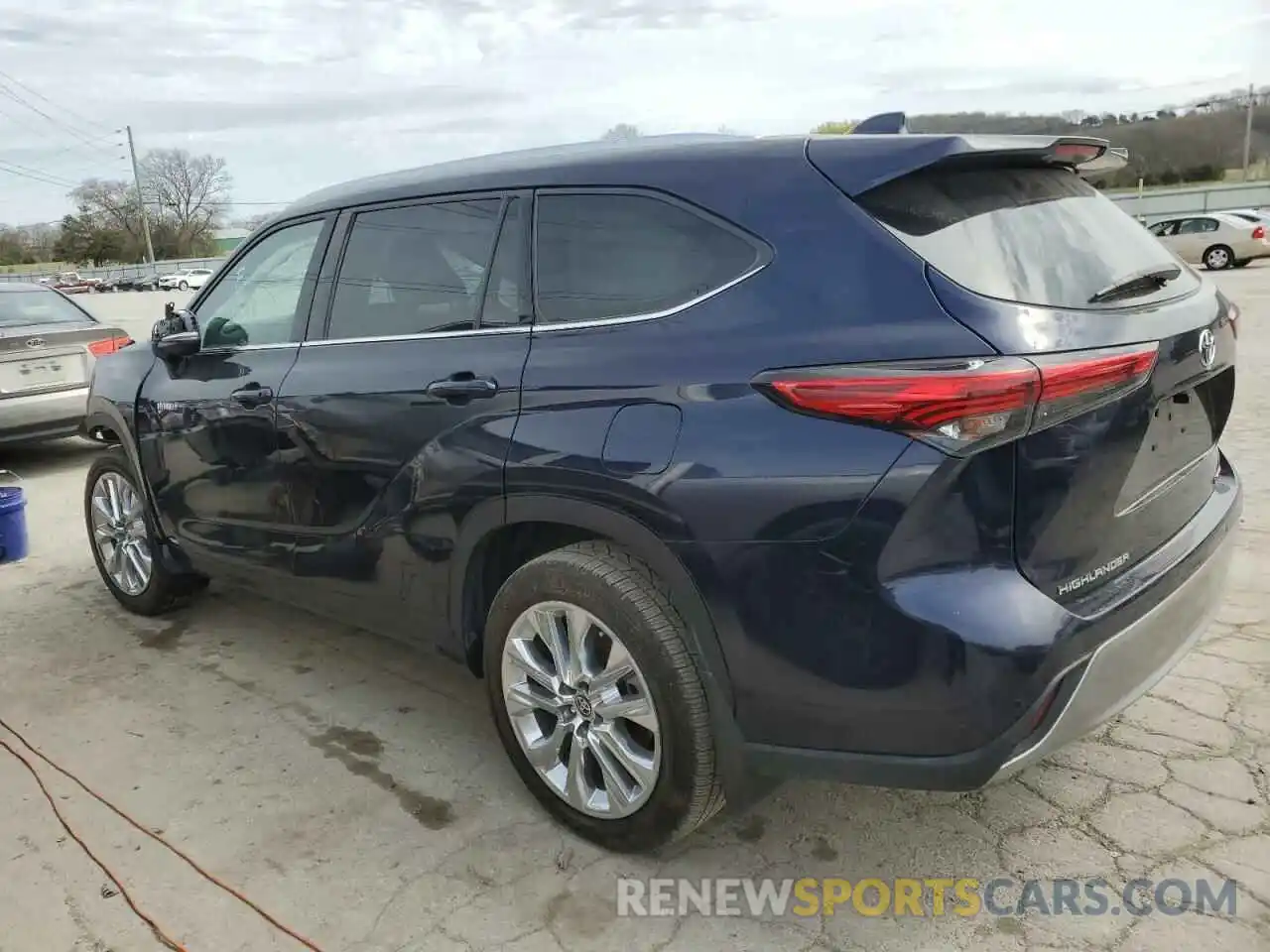 2 Photograph of a damaged car 5TDDBRCH4LS006953 TOYOTA HIGHLANDER 2020