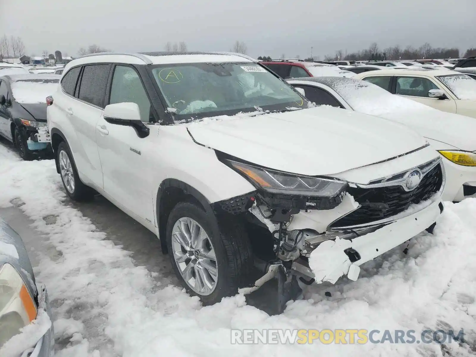 1 Photograph of a damaged car 5TDDBRCH8LS009418 TOYOTA HIGHLANDER 2020