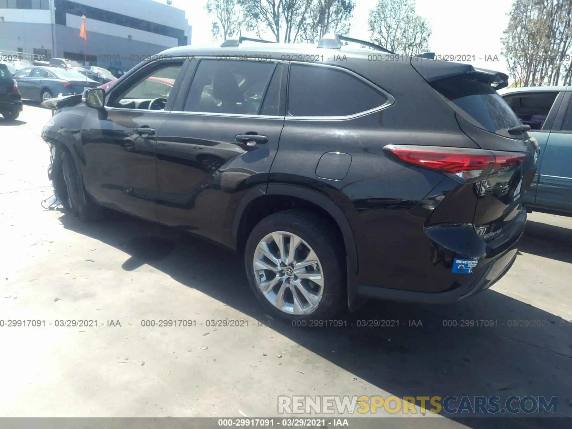 3 Фотография поврежденного автомобиля 5TDDZRBH0LS036061 TOYOTA HIGHLANDER 2020