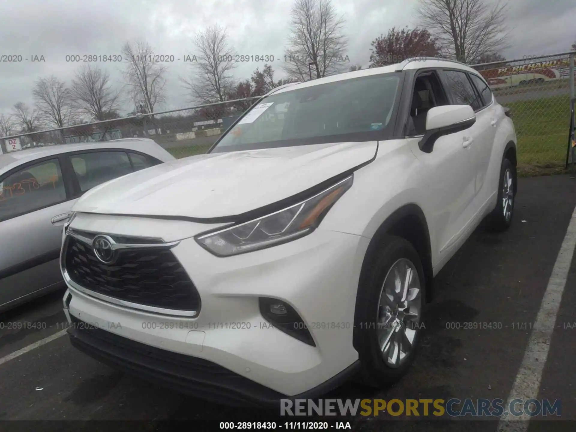 2 Photograph of a damaged car 5TDDZRBH2LS002736 TOYOTA HIGHLANDER 2020