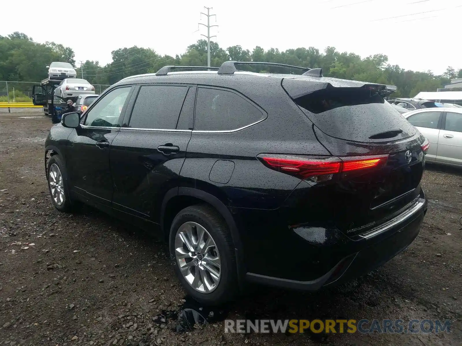 3 Photograph of a damaged car 5TDDZRBH2LS008570 TOYOTA HIGHLANDER 2020