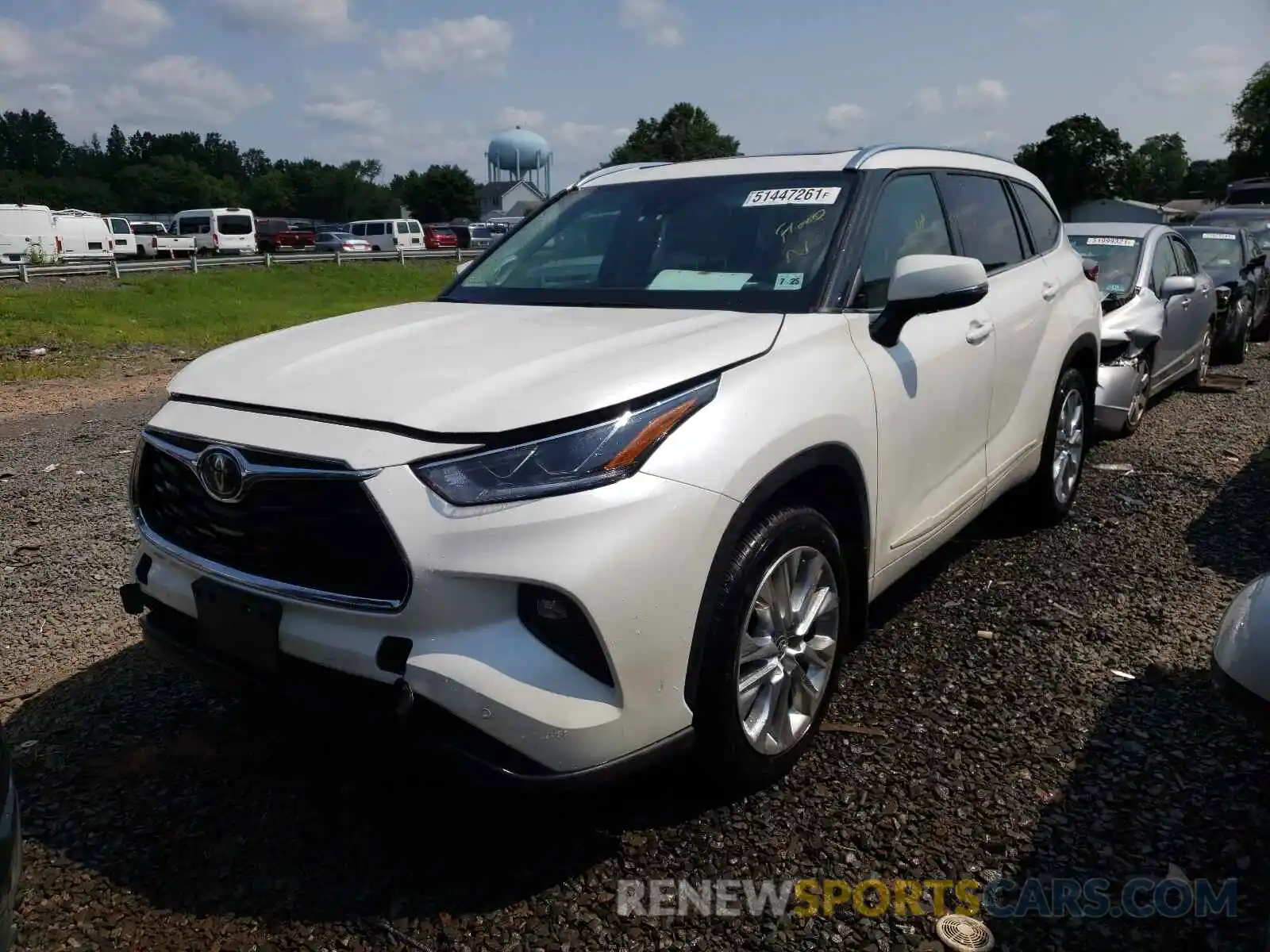 2 Photograph of a damaged car 5TDDZRBH2LS027796 TOYOTA HIGHLANDER 2020