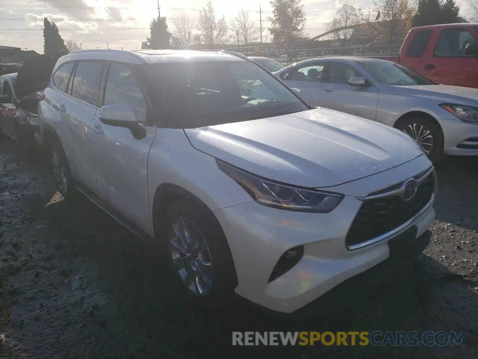 1 Photograph of a damaged car 5TDDZRBH2LS037504 TOYOTA HIGHLANDER 2020