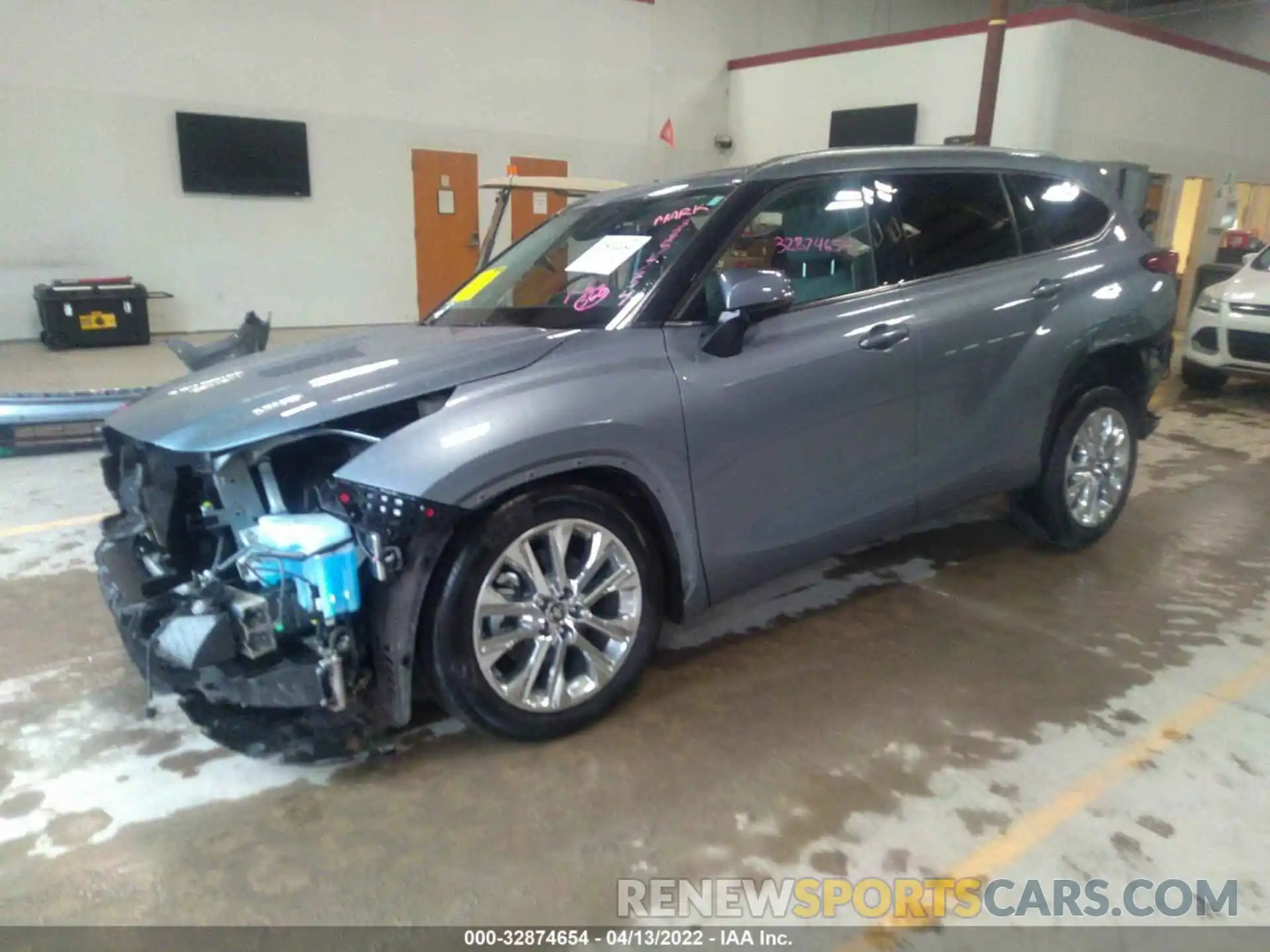 2 Photograph of a damaged car 5TDDZRBH2LS051578 TOYOTA HIGHLANDER 2020